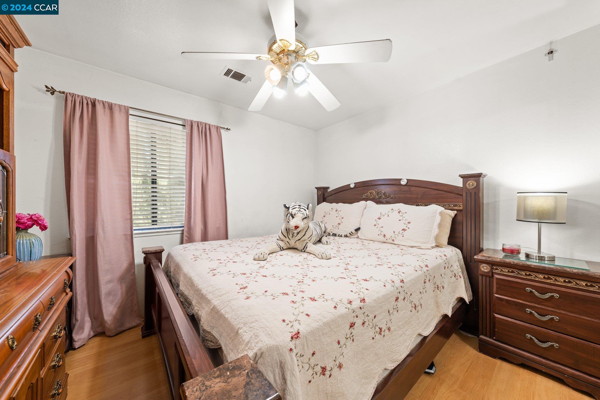 Detail Gallery Image 24 of 44 For 6706 Signal Peak Ct., Stockton,  CA 95210 - 4 Beds | 2/1 Baths