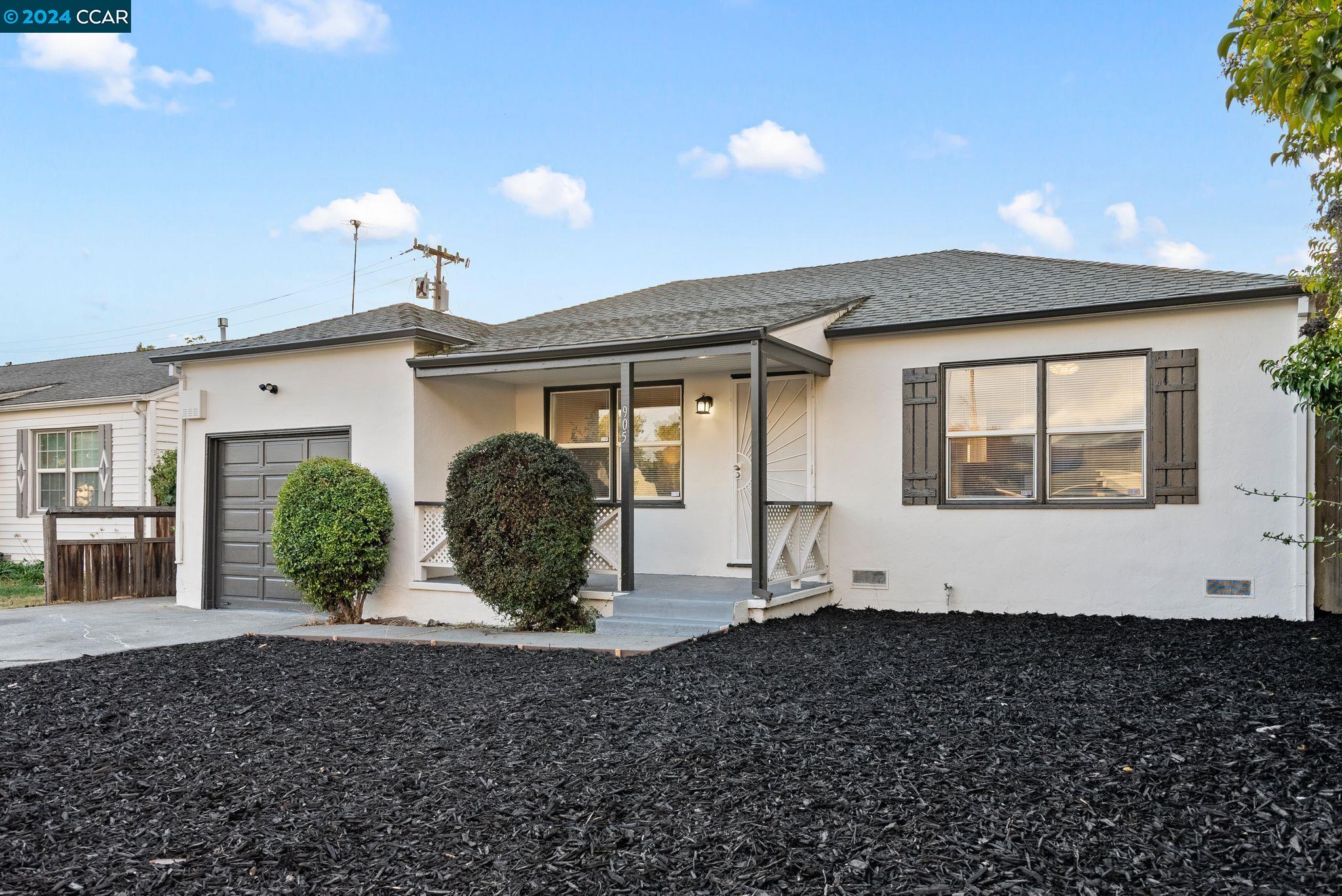 Detail Gallery Image 1 of 1 For 905 Humboldt St, Vallejo,  CA 94591 - 2 Beds | 1 Baths