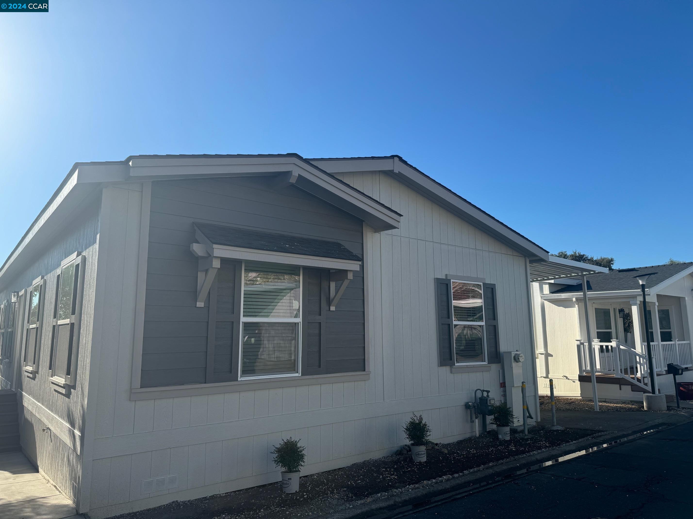 Detail Gallery Image 1 of 1 For 28 Terrace Drive, Concord,  CA 94518 - 4 Beds | 2 Baths