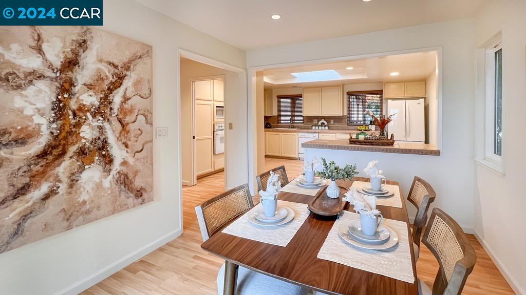 Detail Gallery Image 26 of 60 For 35 Reading Way, Pleasant Hill,  CA 94523 - 3 Beds | 2 Baths