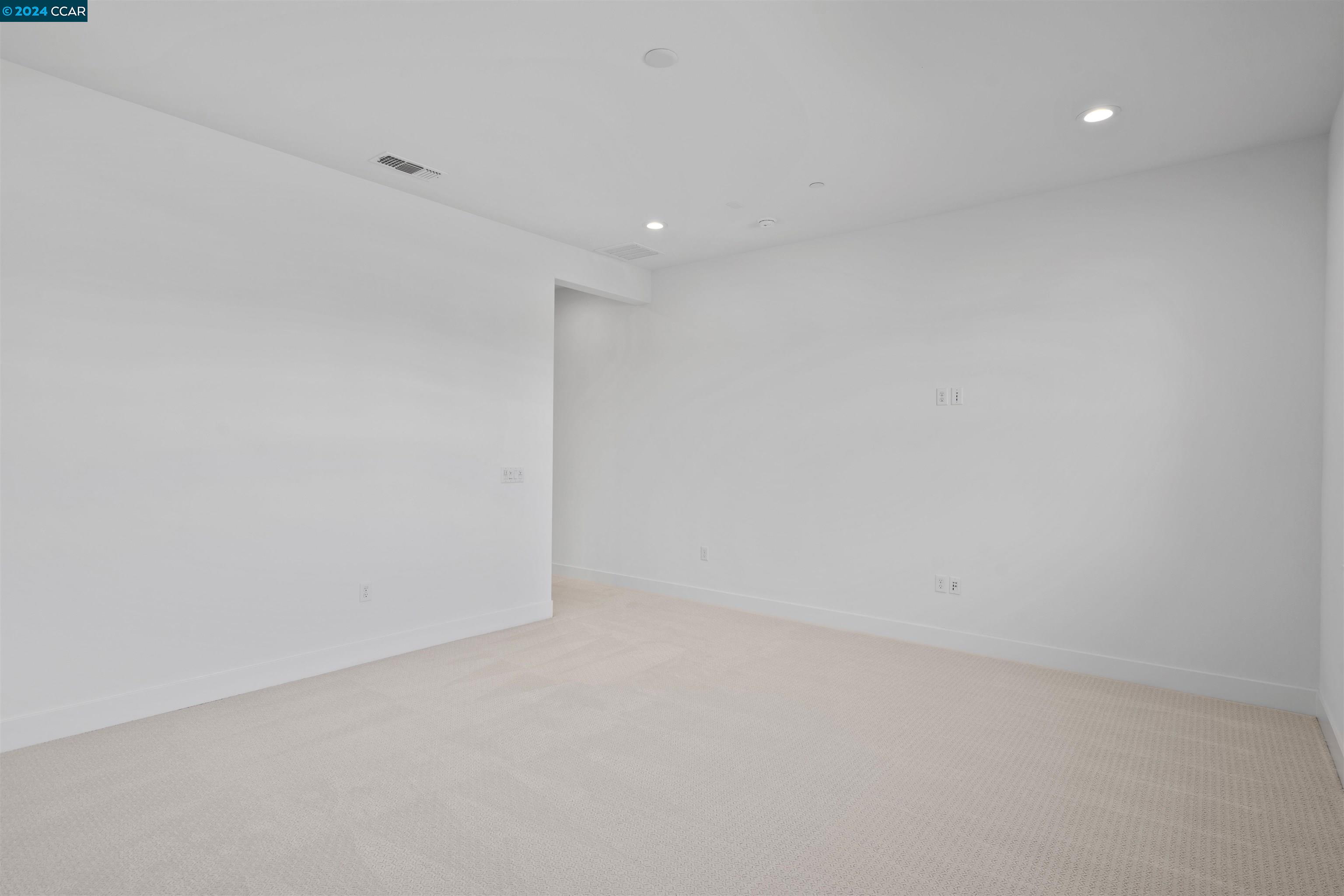 Detail Gallery Image 11 of 36 For 1691 White Rock Drive, Tracy,  CA 95377 - 3 Beds | 2/1 Baths