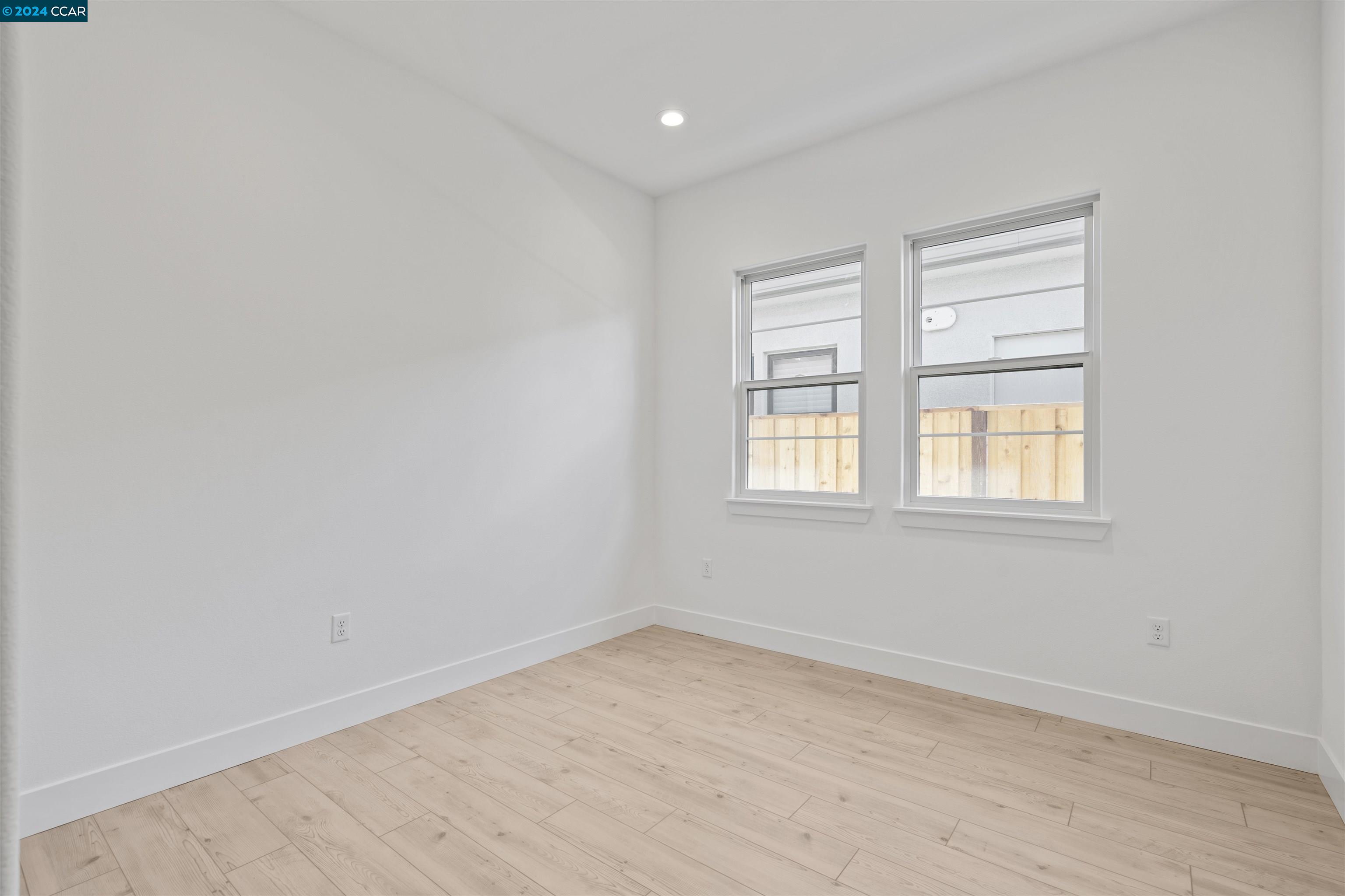 Detail Gallery Image 12 of 36 For 1691 White Rock Drive, Tracy,  CA 95377 - 3 Beds | 2/1 Baths