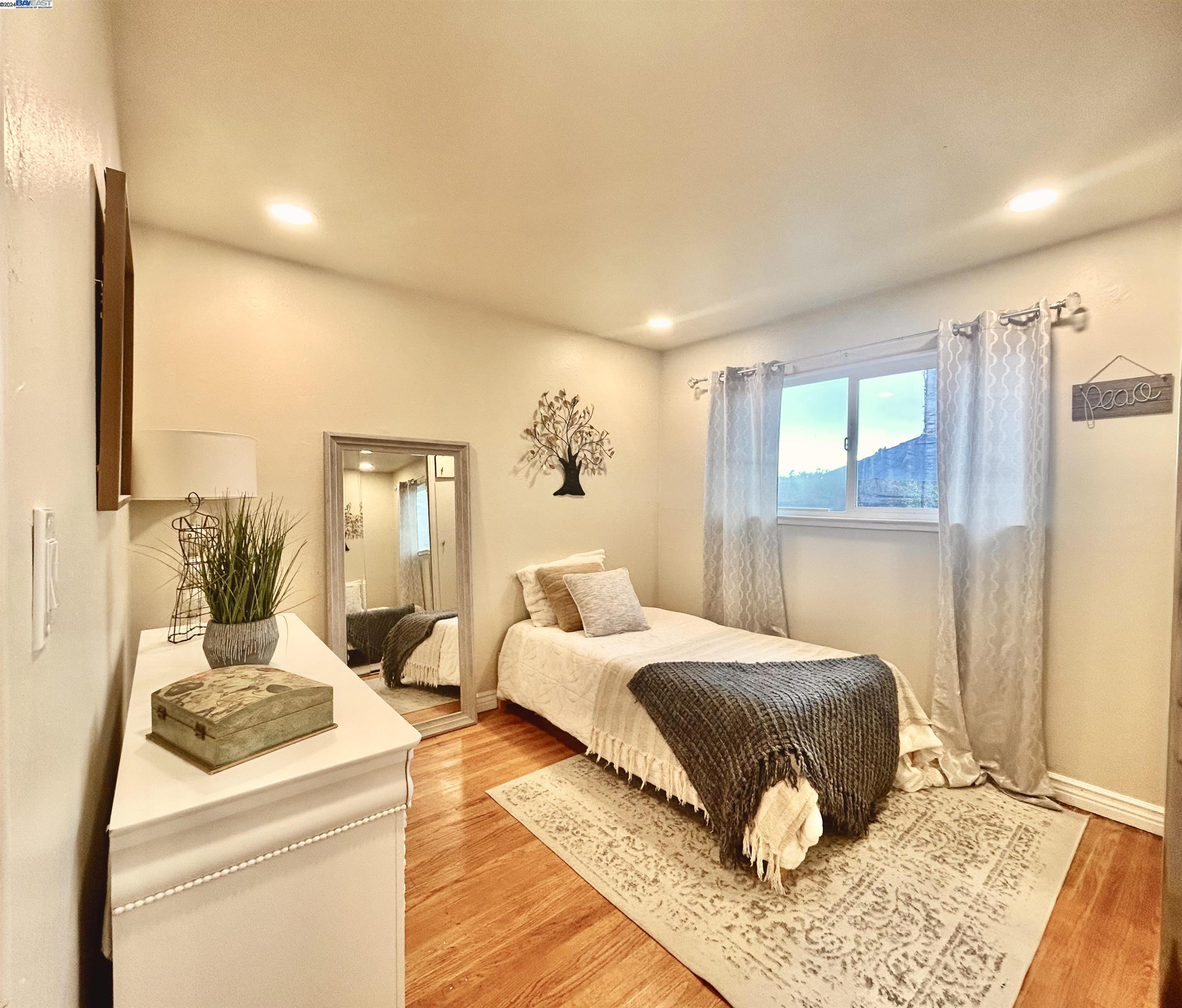 Detail Gallery Image 31 of 52 For 5129 Curtis St, Fremont,  CA 94538 - 4 Beds | 2 Baths