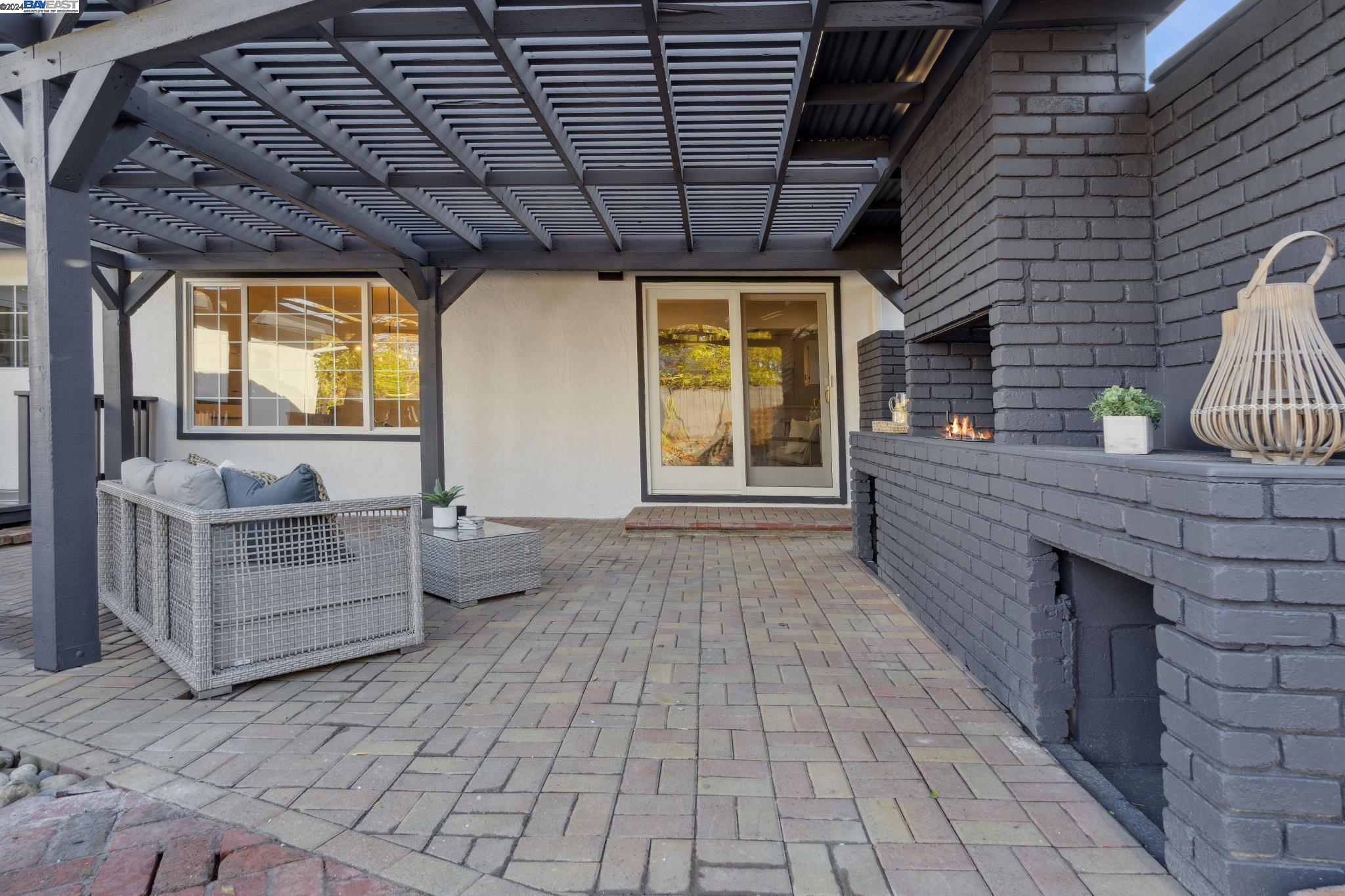 214 Paula Ct, Martinez, California 94553, 4 Bedrooms Bedrooms, 10 Rooms Rooms,3 BathroomsBathrooms,Residential,For Sale,214 Paula Ct,41079143