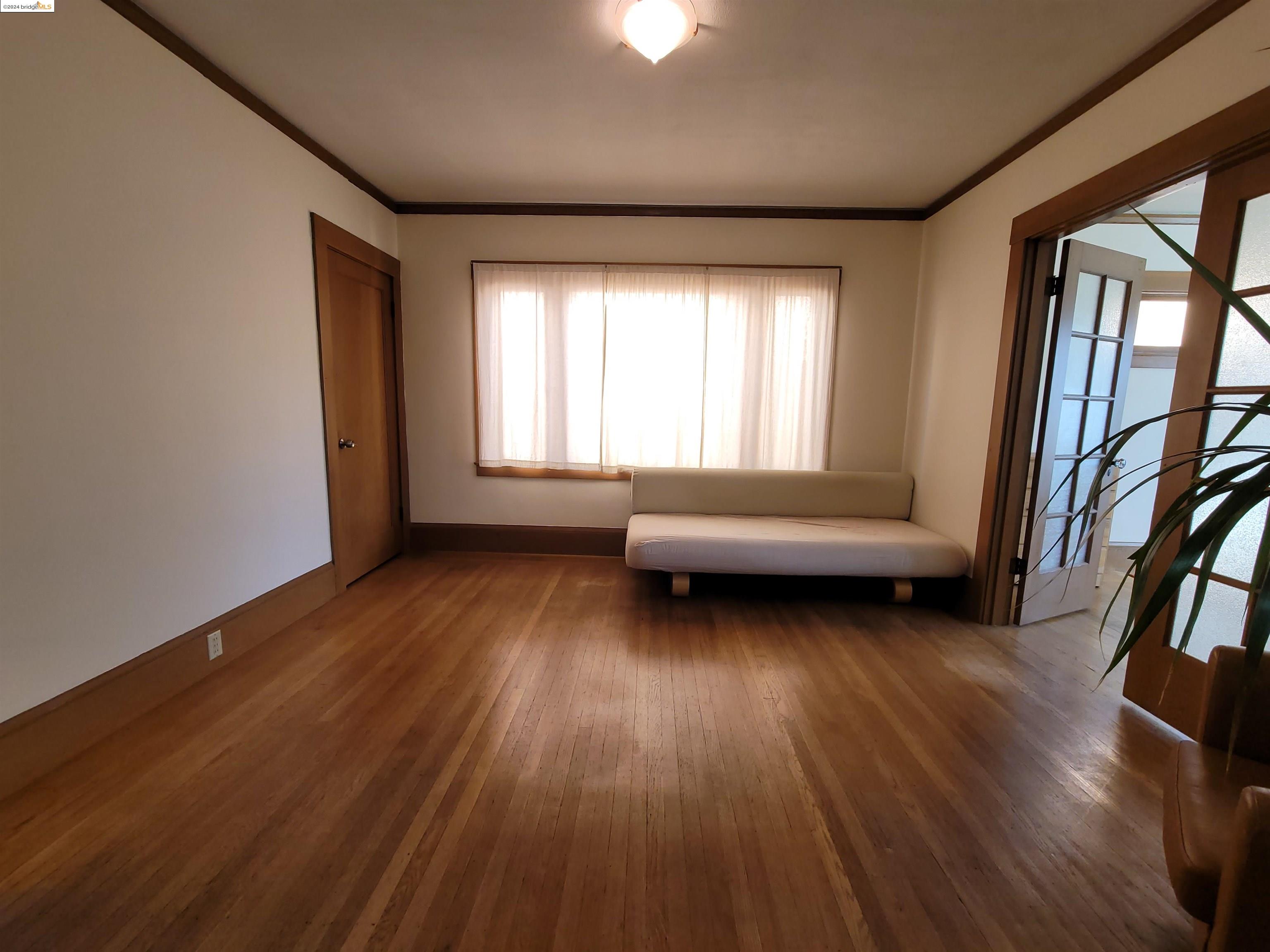 Detail Gallery Image 10 of 27 For 1901 Parker St #3,  Berkeley,  CA 94704 - 2 Beds | 1 Baths