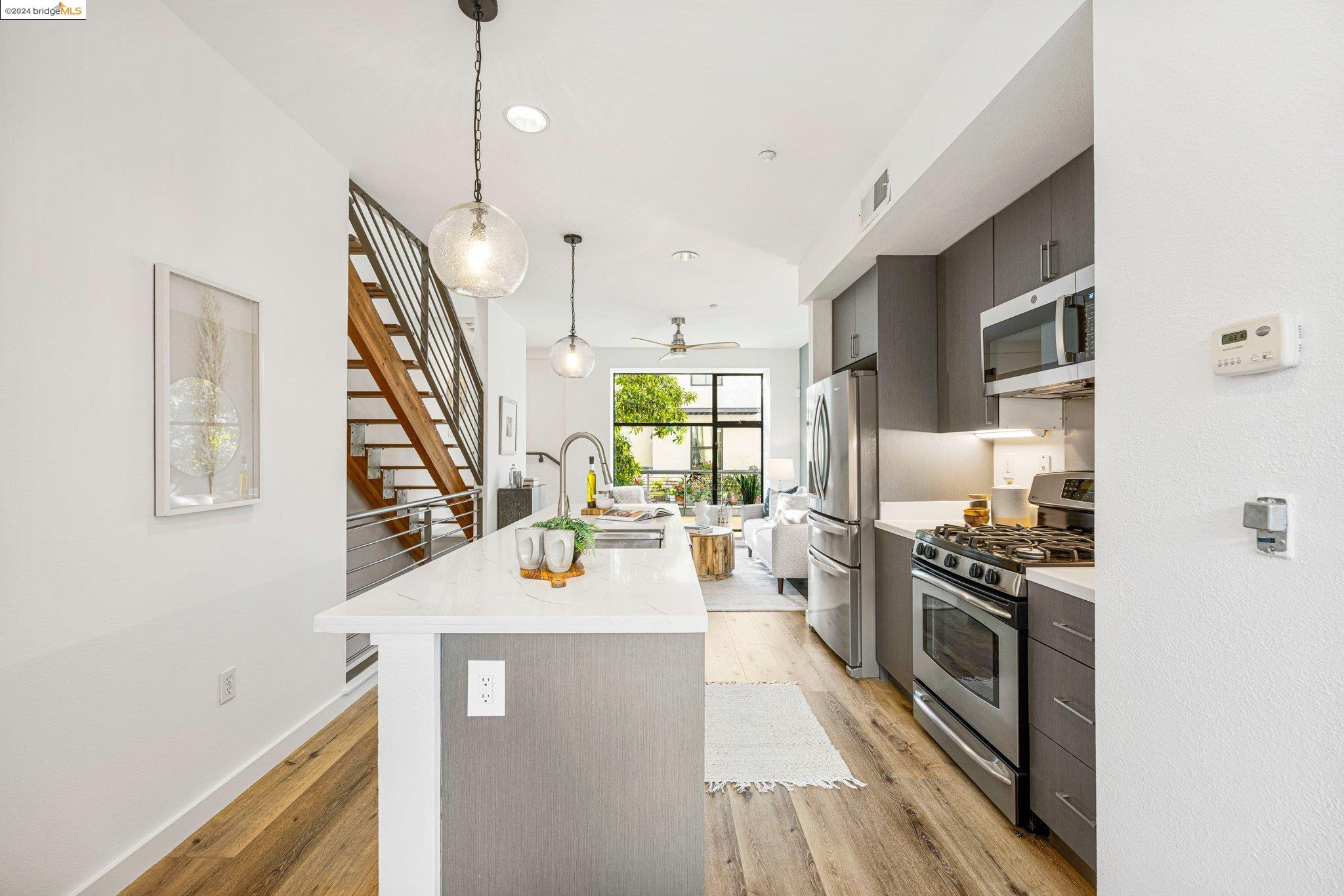 Photo #6: 41079167 Listing 