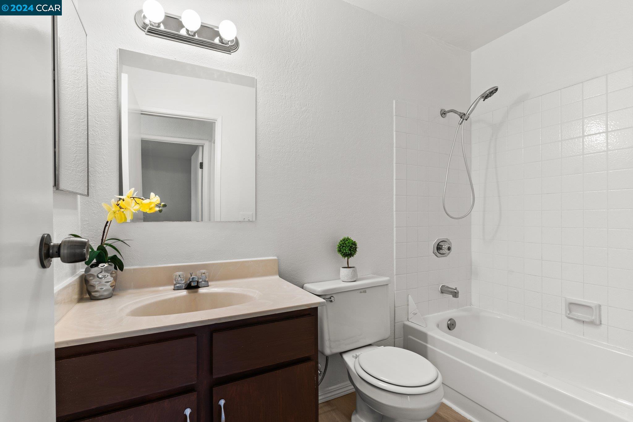 Photo #14: 41079186 Listing: Photo #14