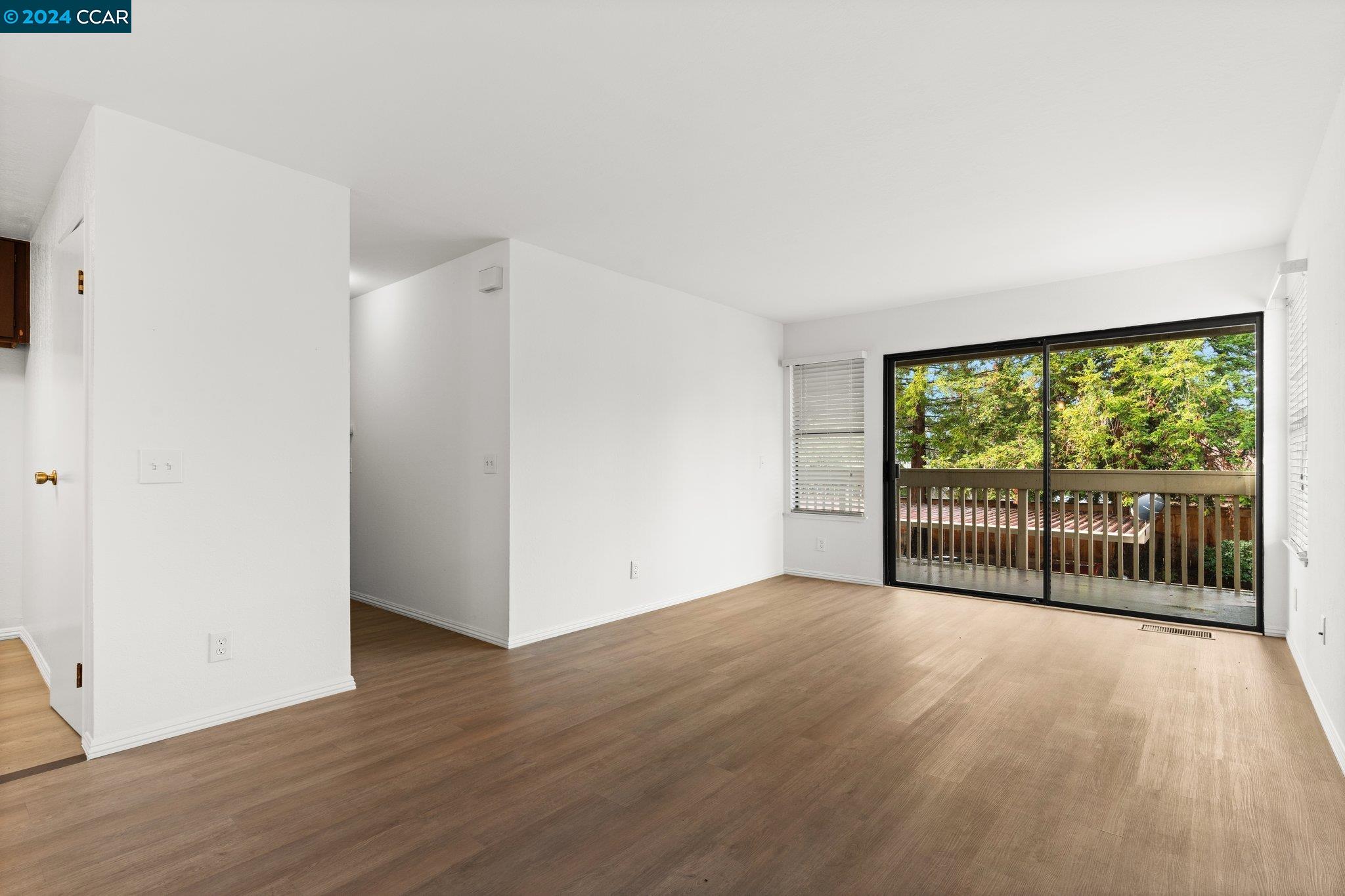 Photo #3: 41079186 Listing 