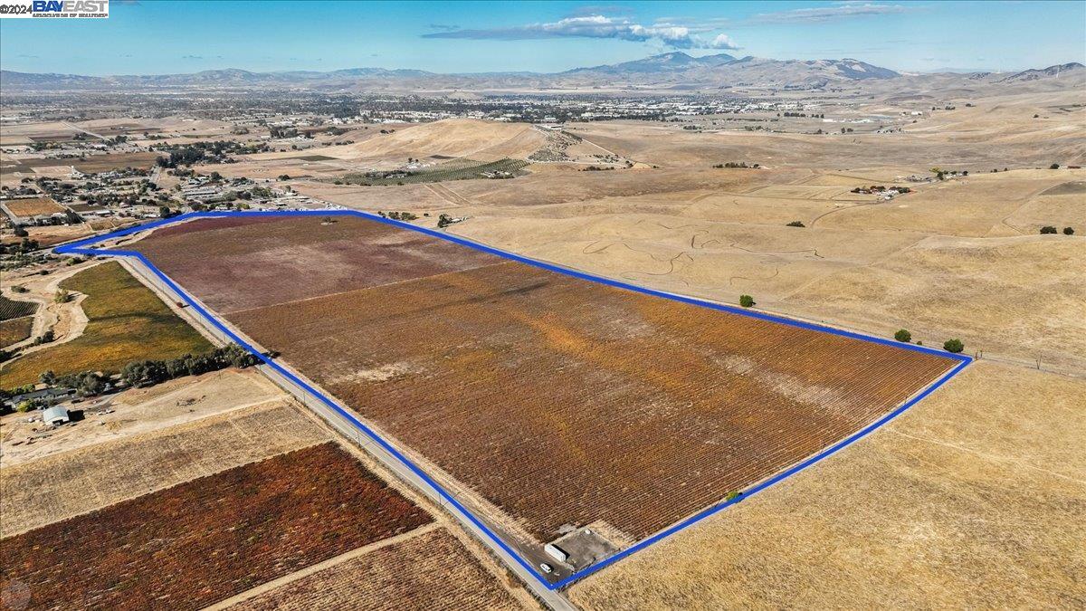 9846 Reuss Rd, Livermore, California 94550, ,Land,For Sale,9846 Reuss Rd,41079189