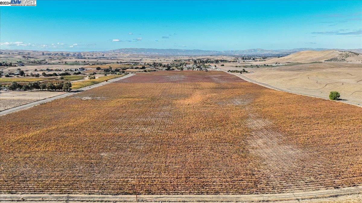 9846 Reuss Rd, Livermore, California 94550, ,Land,For Sale,9846 Reuss Rd,41079189