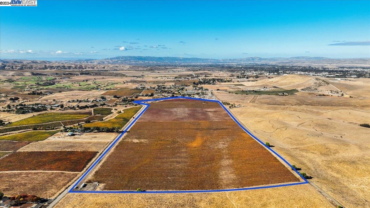 9846 Reuss Rd, Livermore, California 94550, ,Land,For Sale,9846 Reuss Rd,41079189