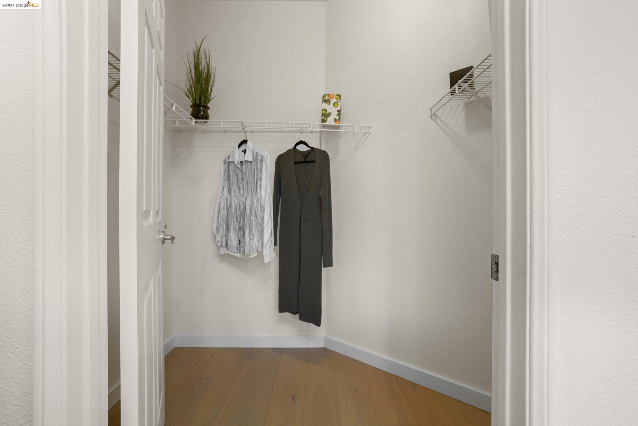 Detail Gallery Image 16 of 31 For 260 Caldecott Ln #113,  Oakland,  CA 94618 - 2 Beds | 2 Baths