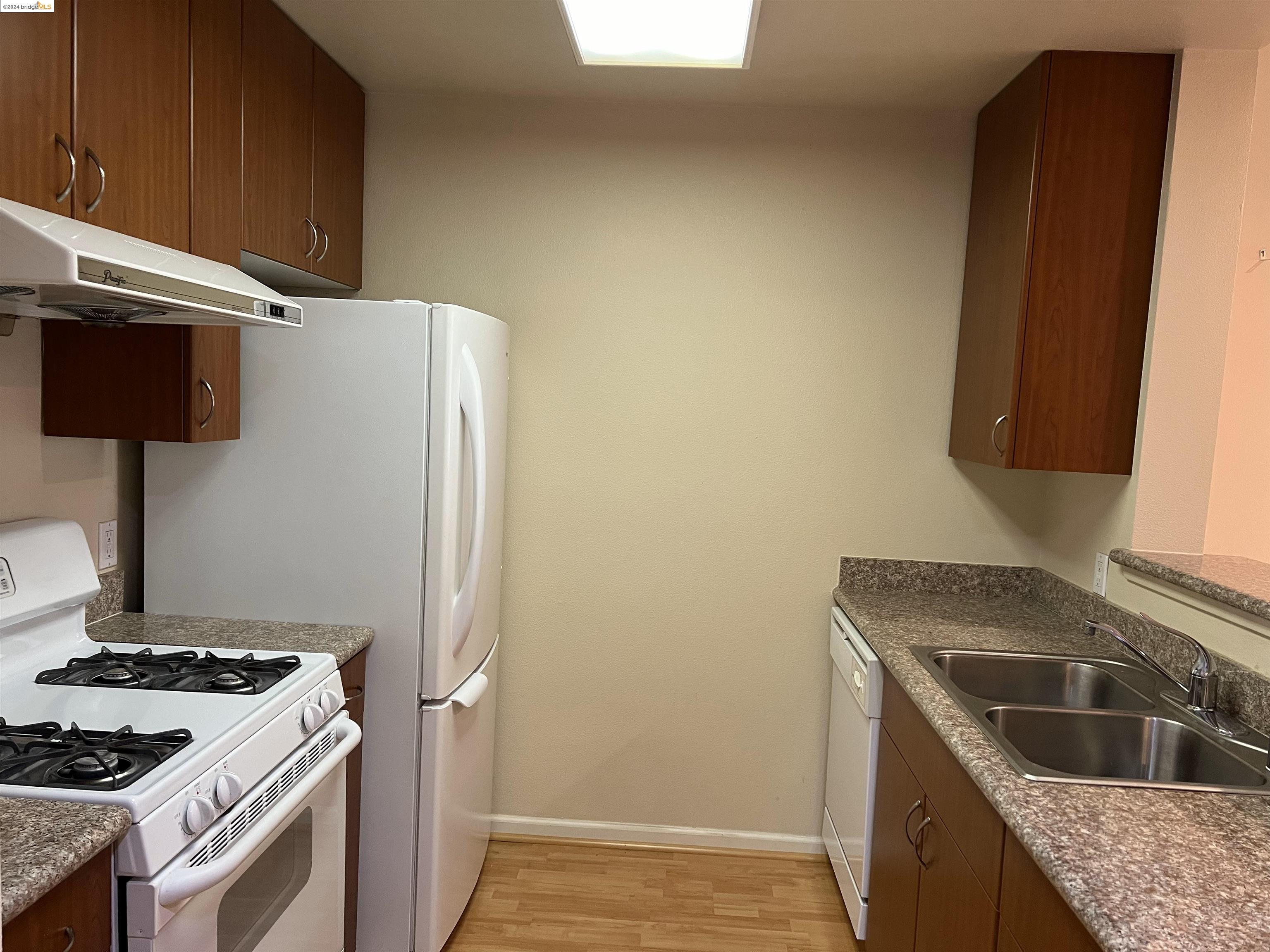 Photo #4: 41079240 Listing 
