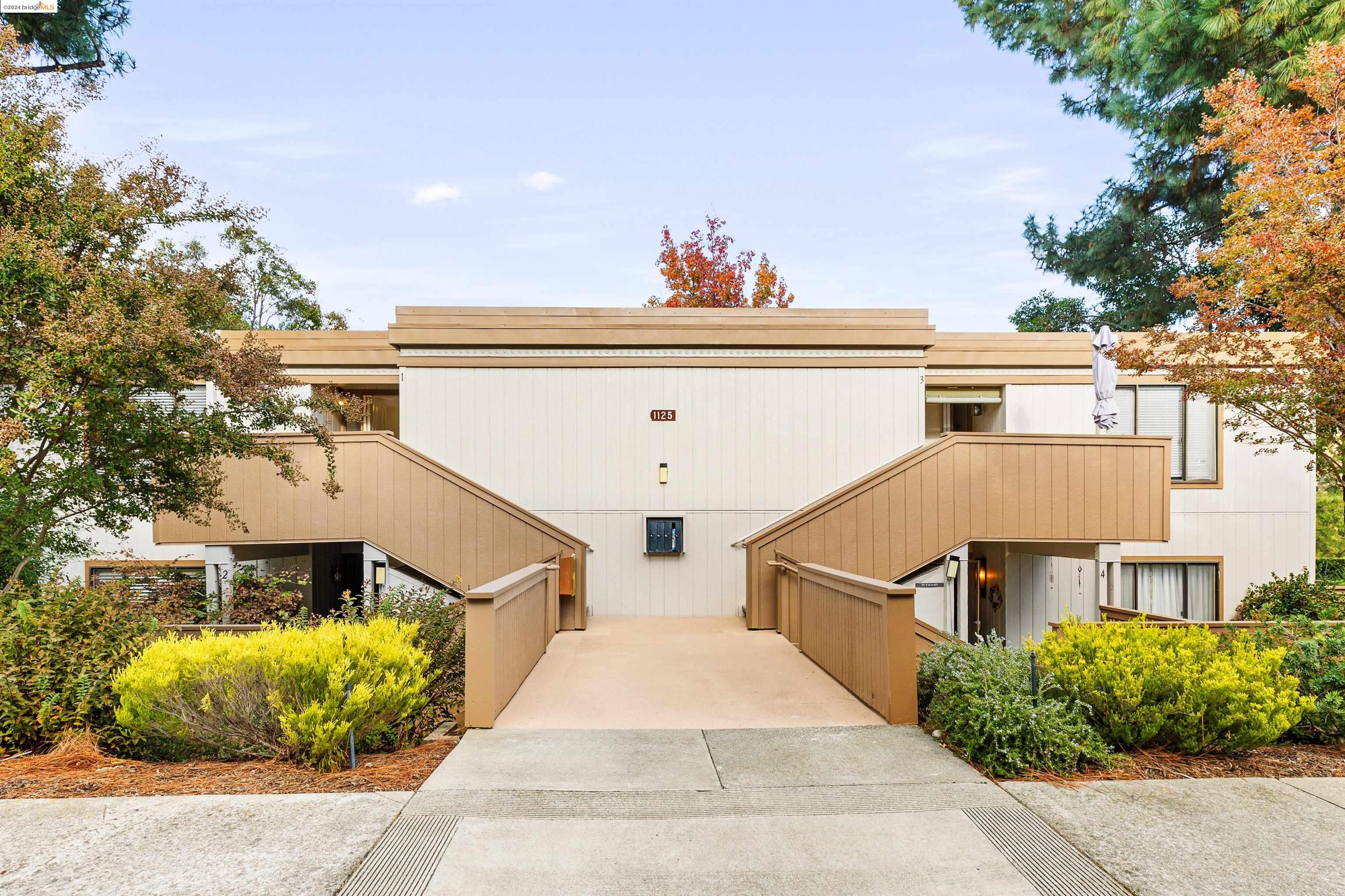 MLS: 41079357 Condo For Sale