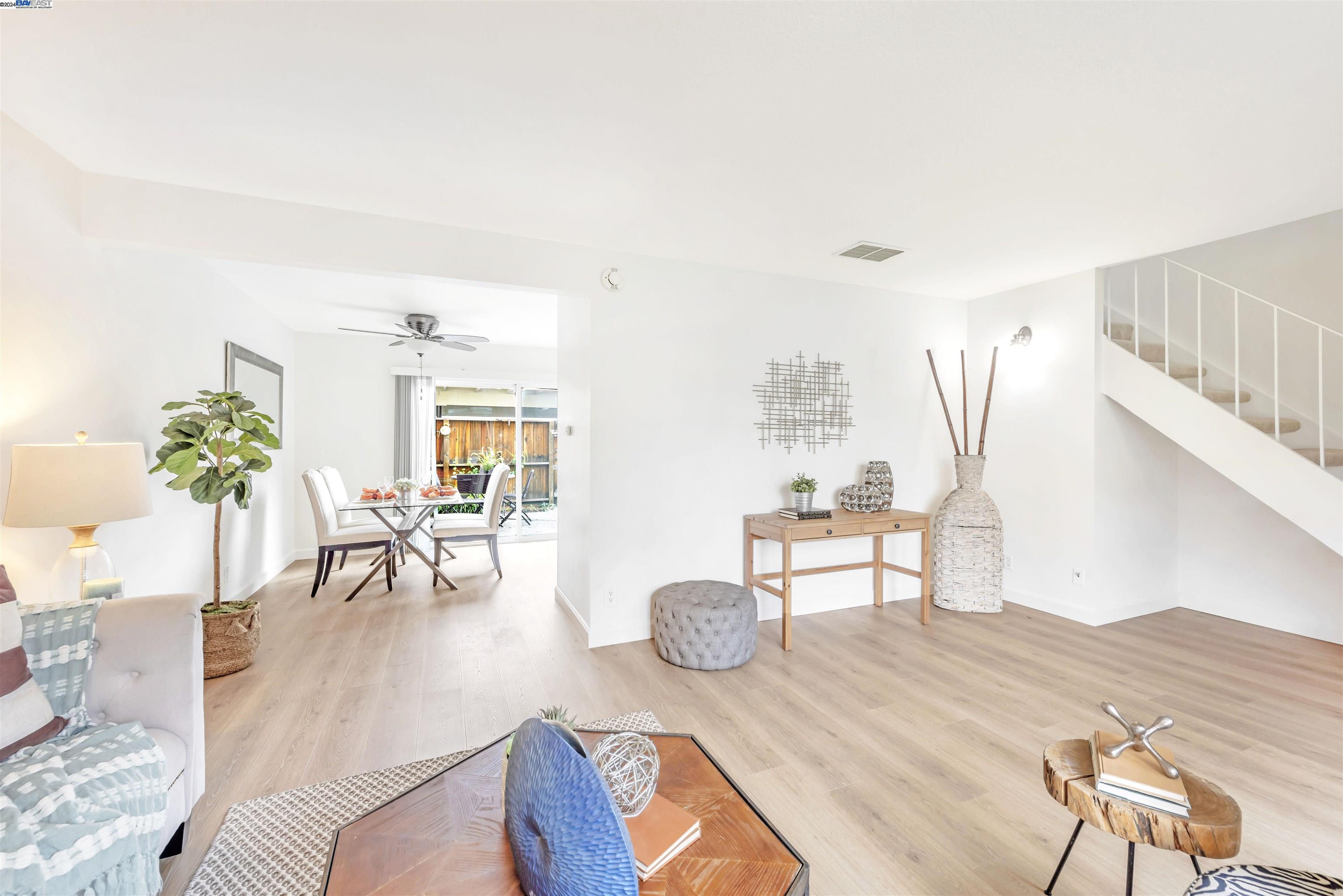 More Details about MLS # 41079366 : 34512 SOMERSET TER