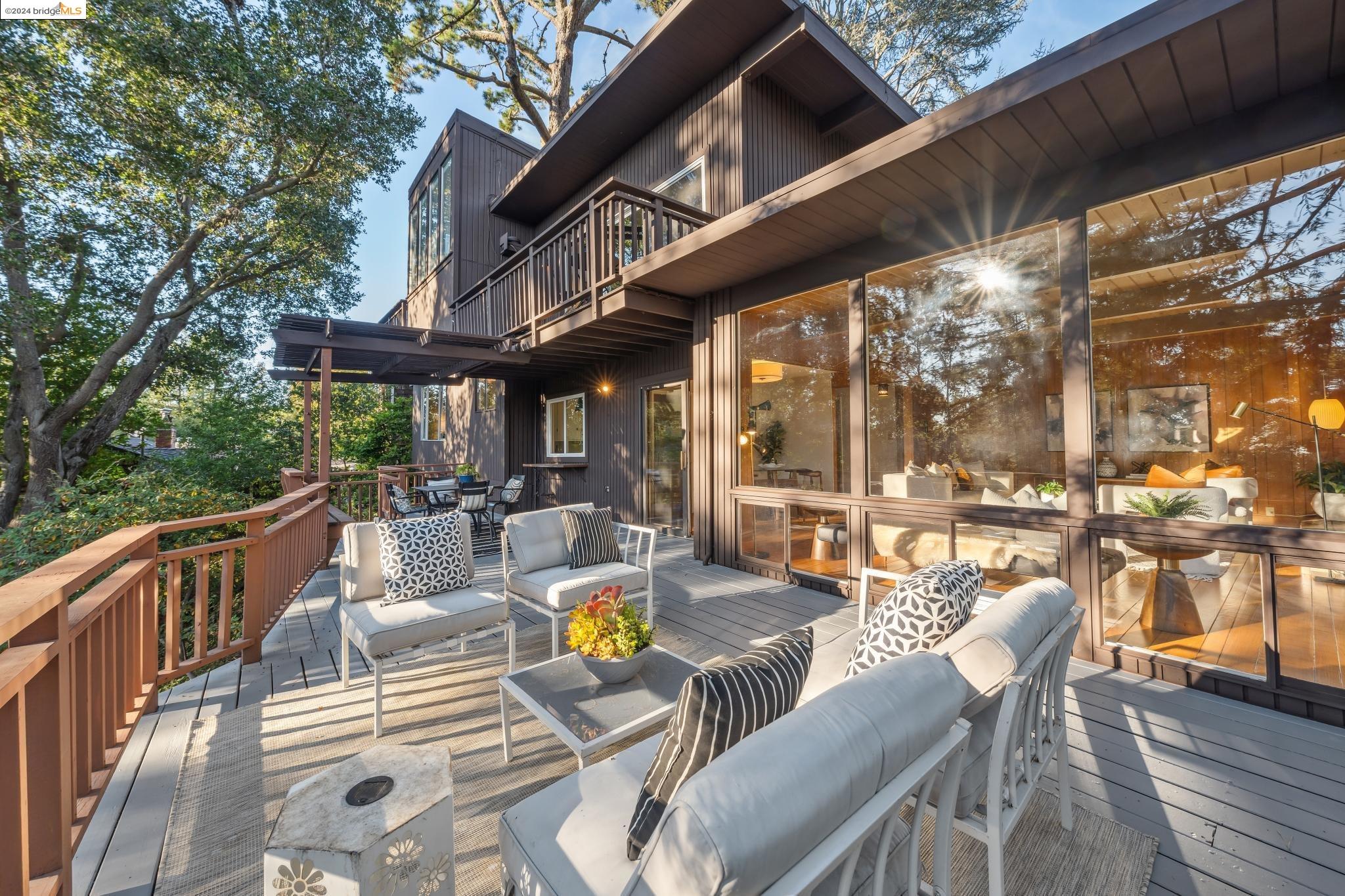 2153 Magellan Dr