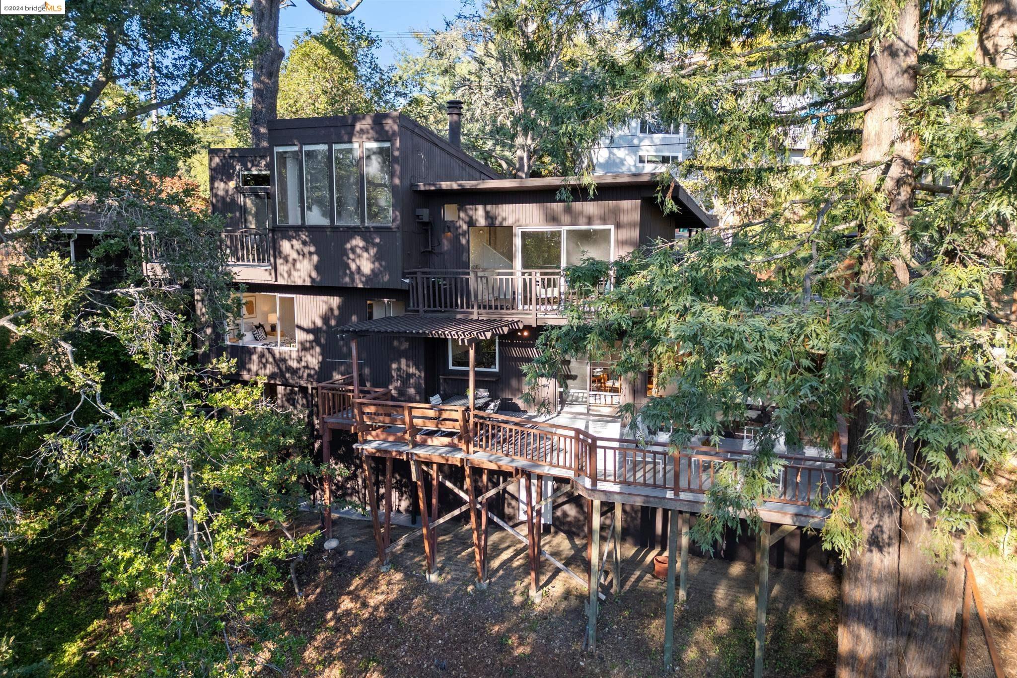 2153 Magellan Dr