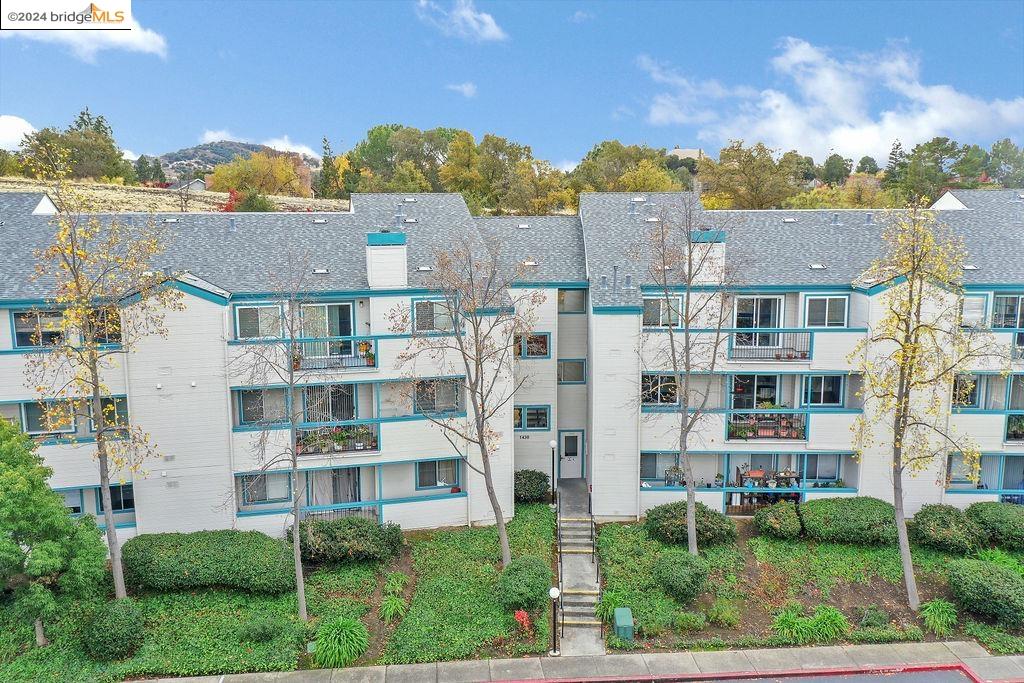 Photo #2: 41079471 Listing 