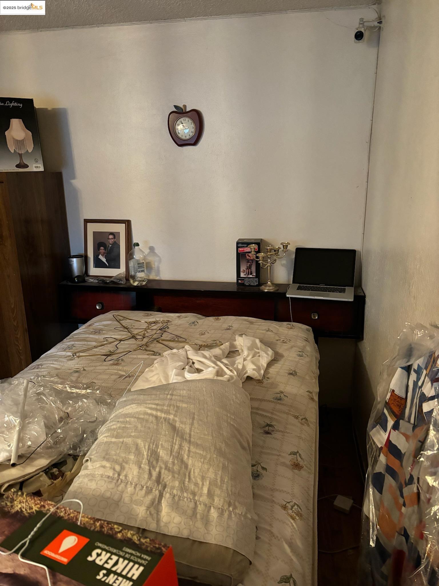 138 Eldridge Avenue, Oakland, California 94603, 3 Bedrooms Bedrooms, 6 Rooms Rooms,1 BathroomBathrooms,Residential,For Sale,138 Eldridge Avenue,41079615