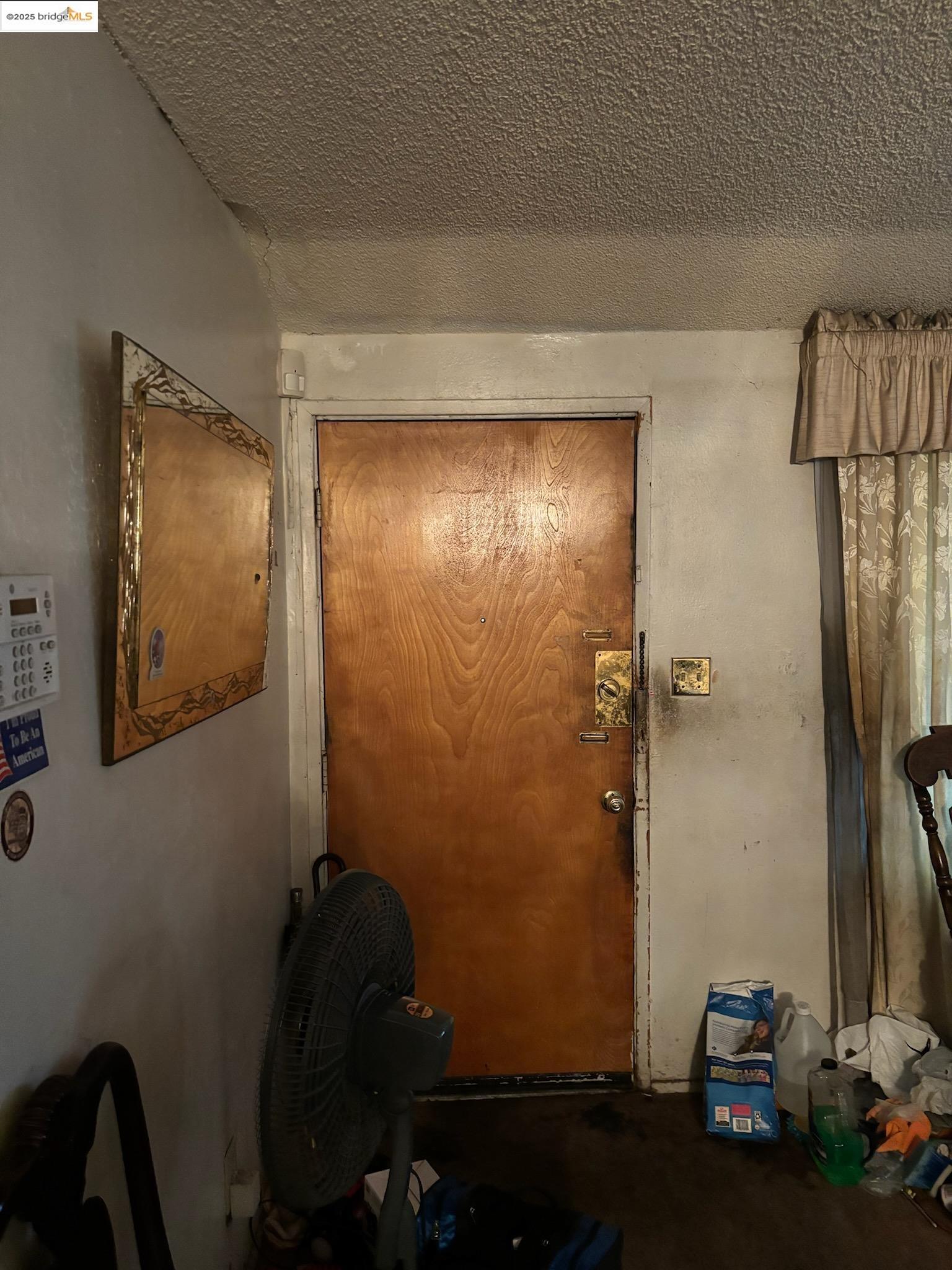 138 Eldridge Avenue, Oakland, California 94603, 3 Bedrooms Bedrooms, 6 Rooms Rooms,1 BathroomBathrooms,Residential,For Sale,138 Eldridge Avenue,41079615