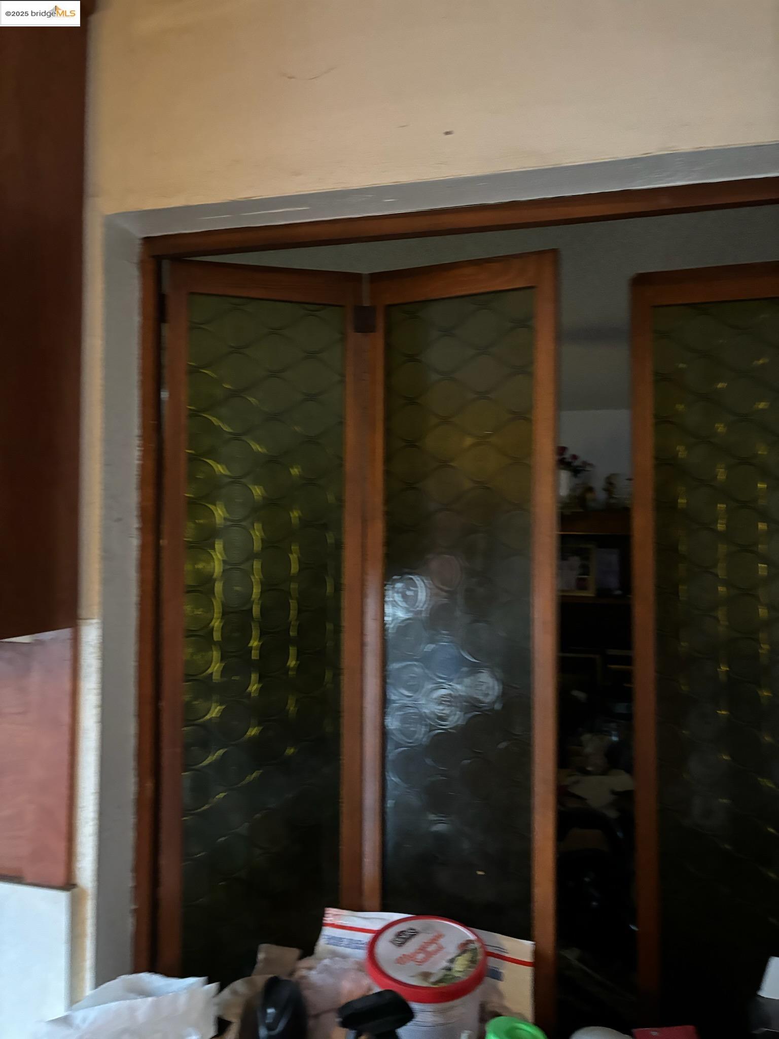 138 Eldridge Avenue, Oakland, California 94603, 3 Bedrooms Bedrooms, 6 Rooms Rooms,1 BathroomBathrooms,Residential,For Sale,138 Eldridge Avenue,41079615