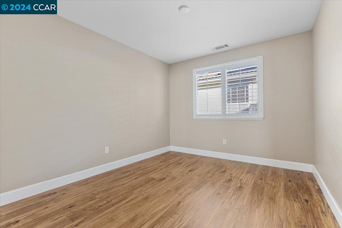 Detail Gallery Image 19 of 23 For 15 Sagebrush Ct, American Canyon,  CA 94503 - 4 Beds | 3/1 Baths