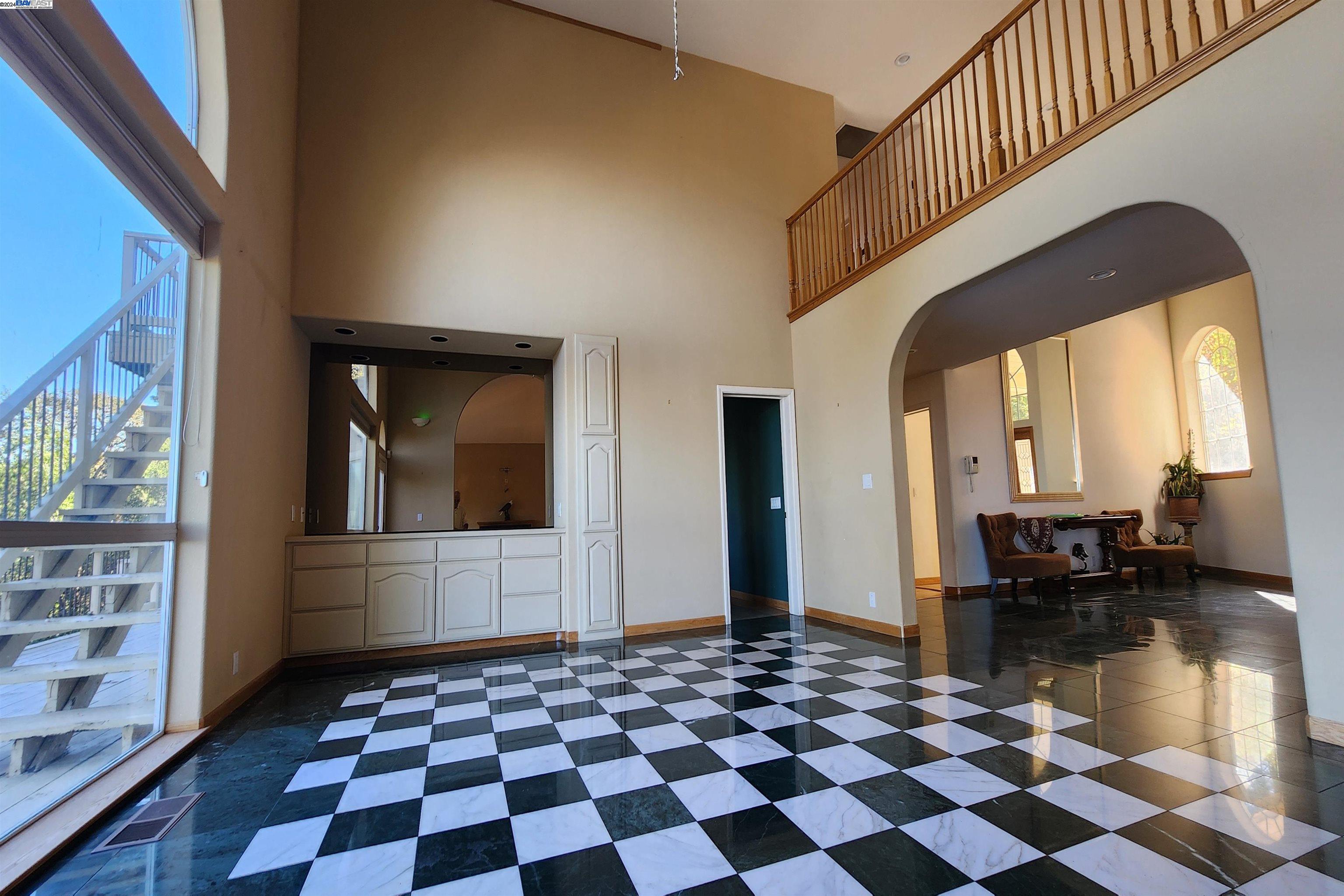 Detail Gallery Image 14 of 60 For 245 Heacox Rd, Woodside,  CA 94062 - 5 Beds | 5 Baths