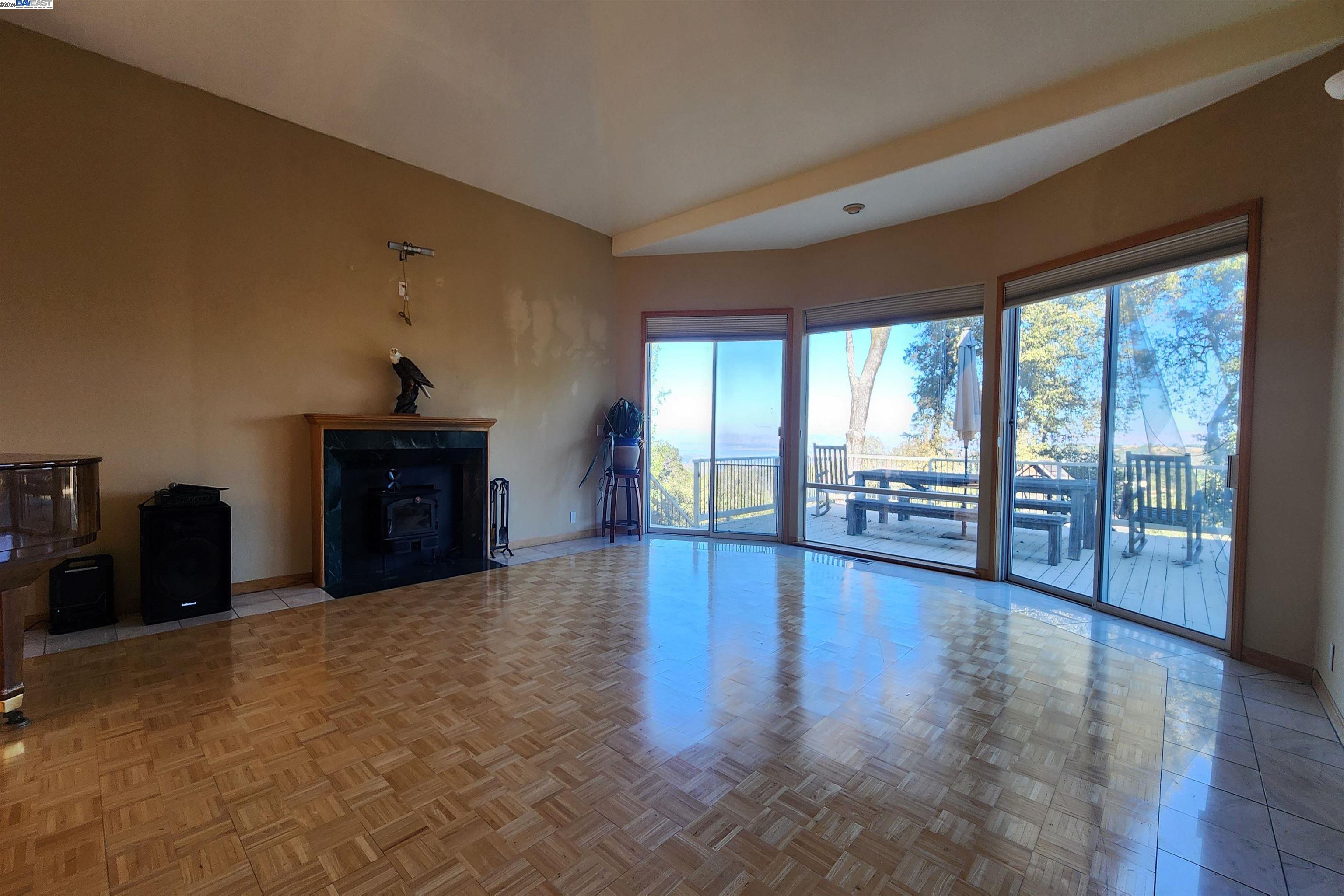 Detail Gallery Image 16 of 60 For 245 Heacox Rd, Woodside,  CA 94062 - 5 Beds | 5 Baths