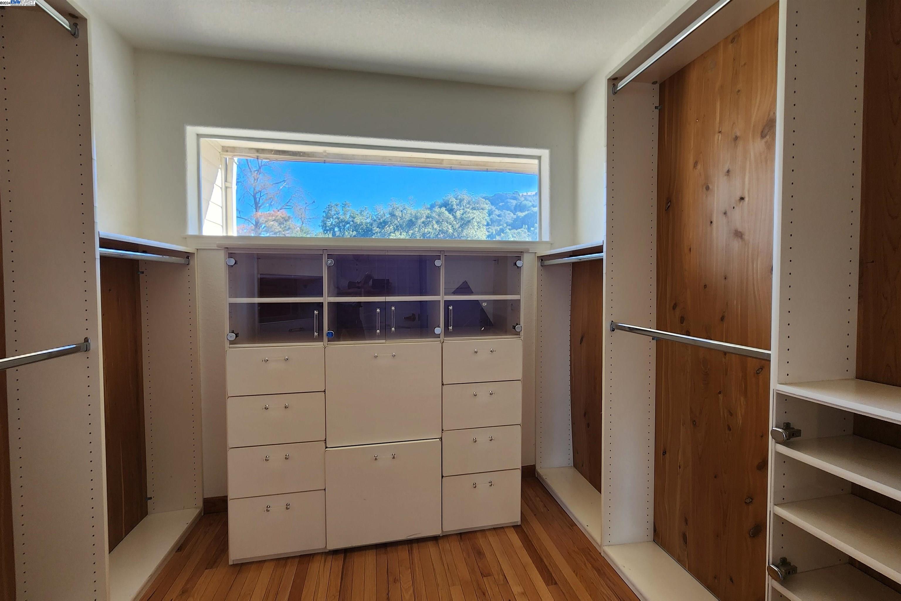 Detail Gallery Image 22 of 60 For 245 Heacox Rd, Woodside,  CA 94062 - 5 Beds | 5 Baths