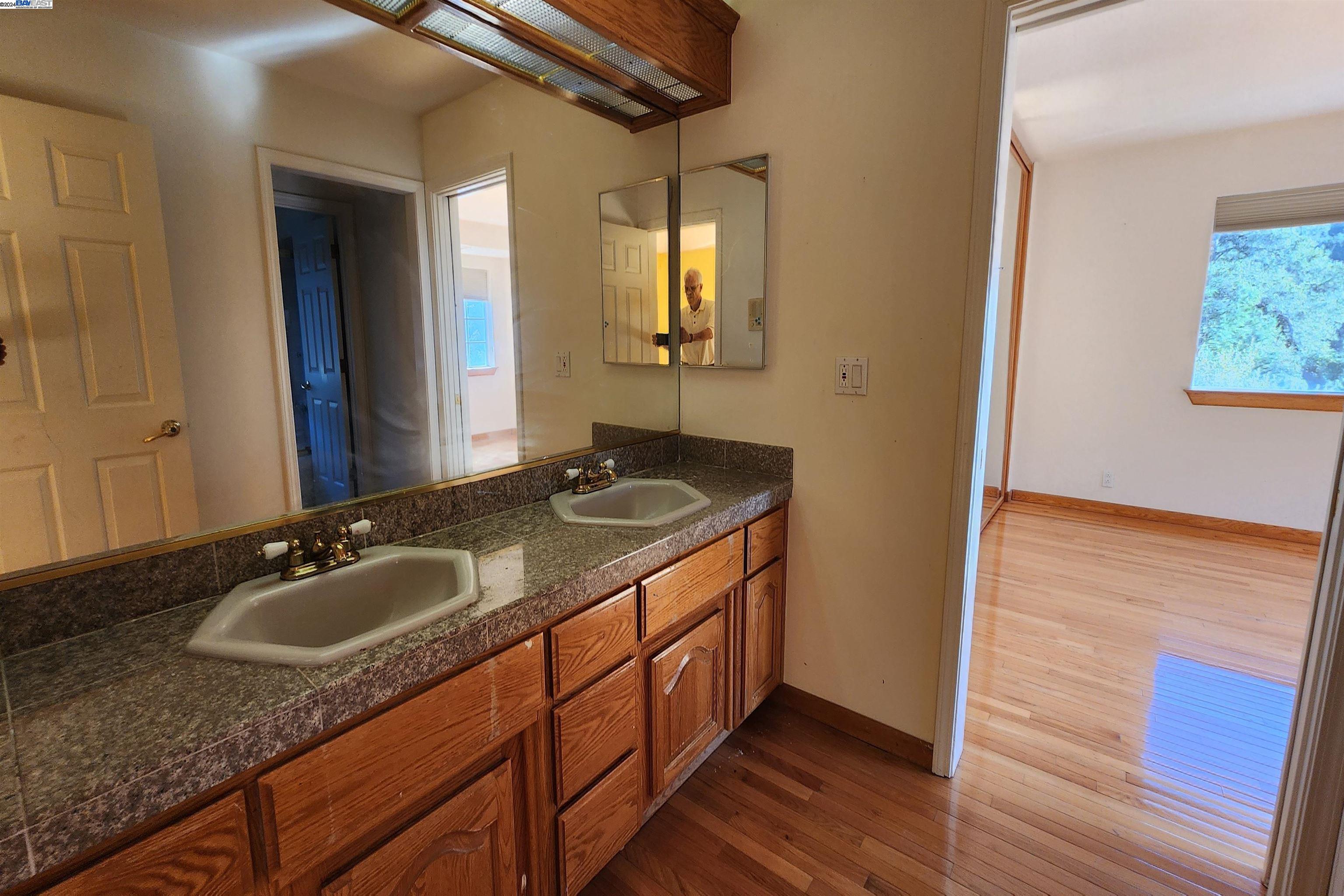 Detail Gallery Image 27 of 60 For 245 Heacox Rd, Woodside,  CA 94062 - 5 Beds | 5 Baths