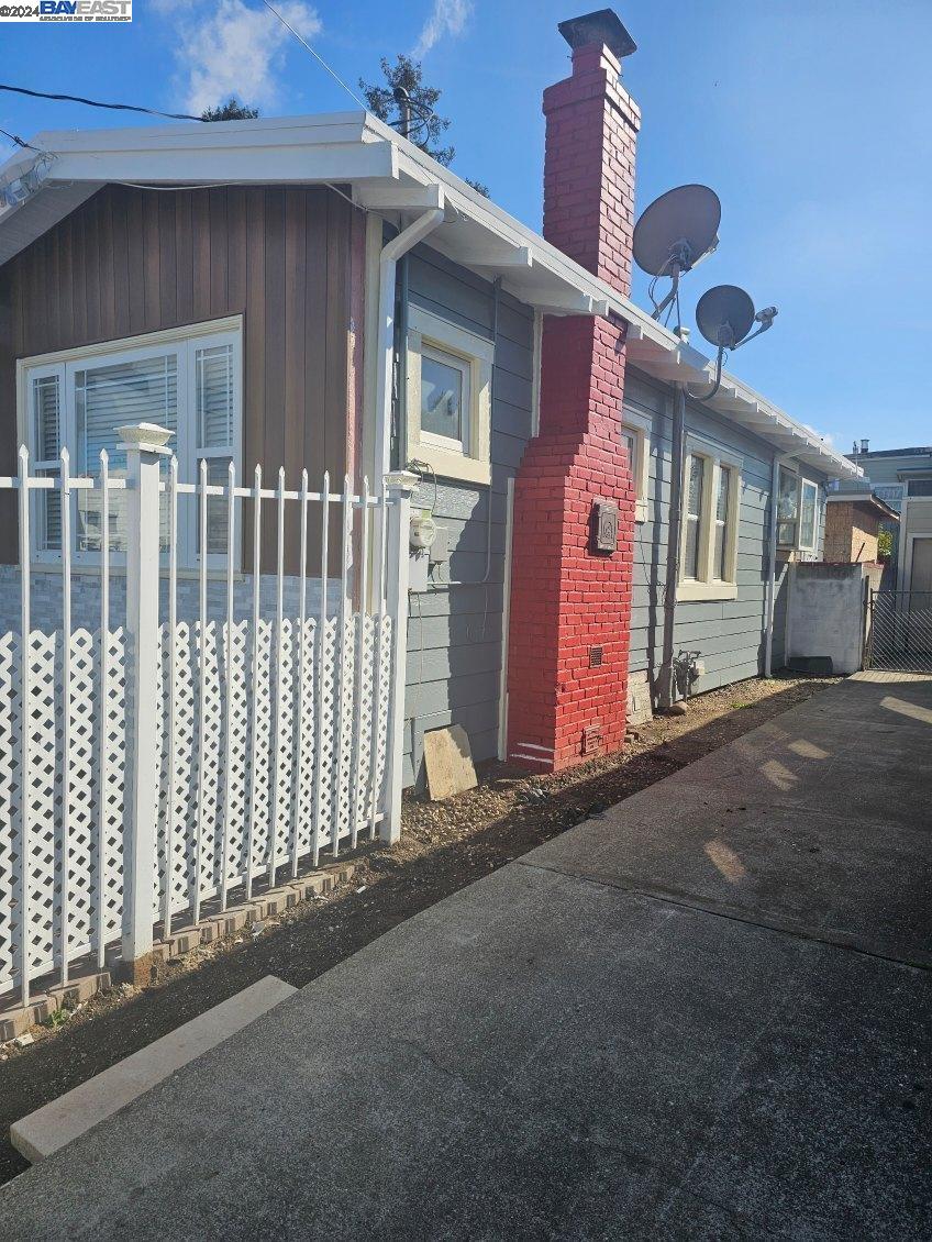 1626 79Th Ave, Oakland, California 94621, 2 Bedrooms Bedrooms, 5 Rooms Rooms,1 BathroomBathrooms,Residential,For Sale,1626 79Th Ave,41079718
