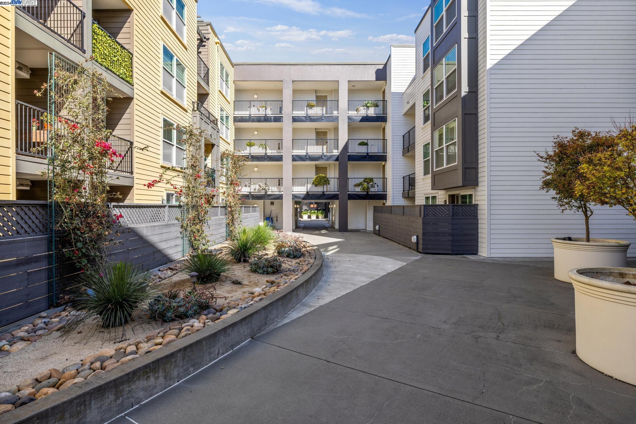 Detail Gallery Image 38 of 60 For 8400 Oceanview Terrace #112,  San Francisco,  CA 94132 - 1 Beds | 1 Baths