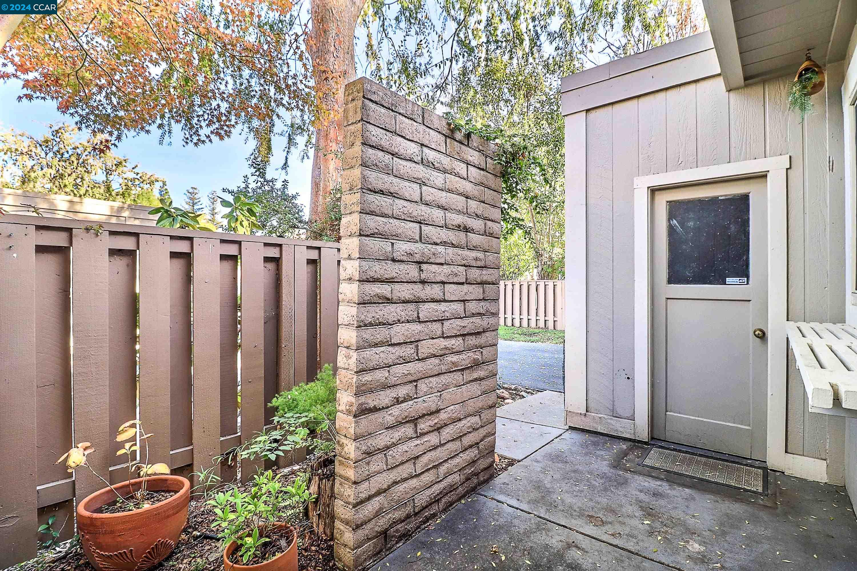 Photo #6: 41079764 Listing 