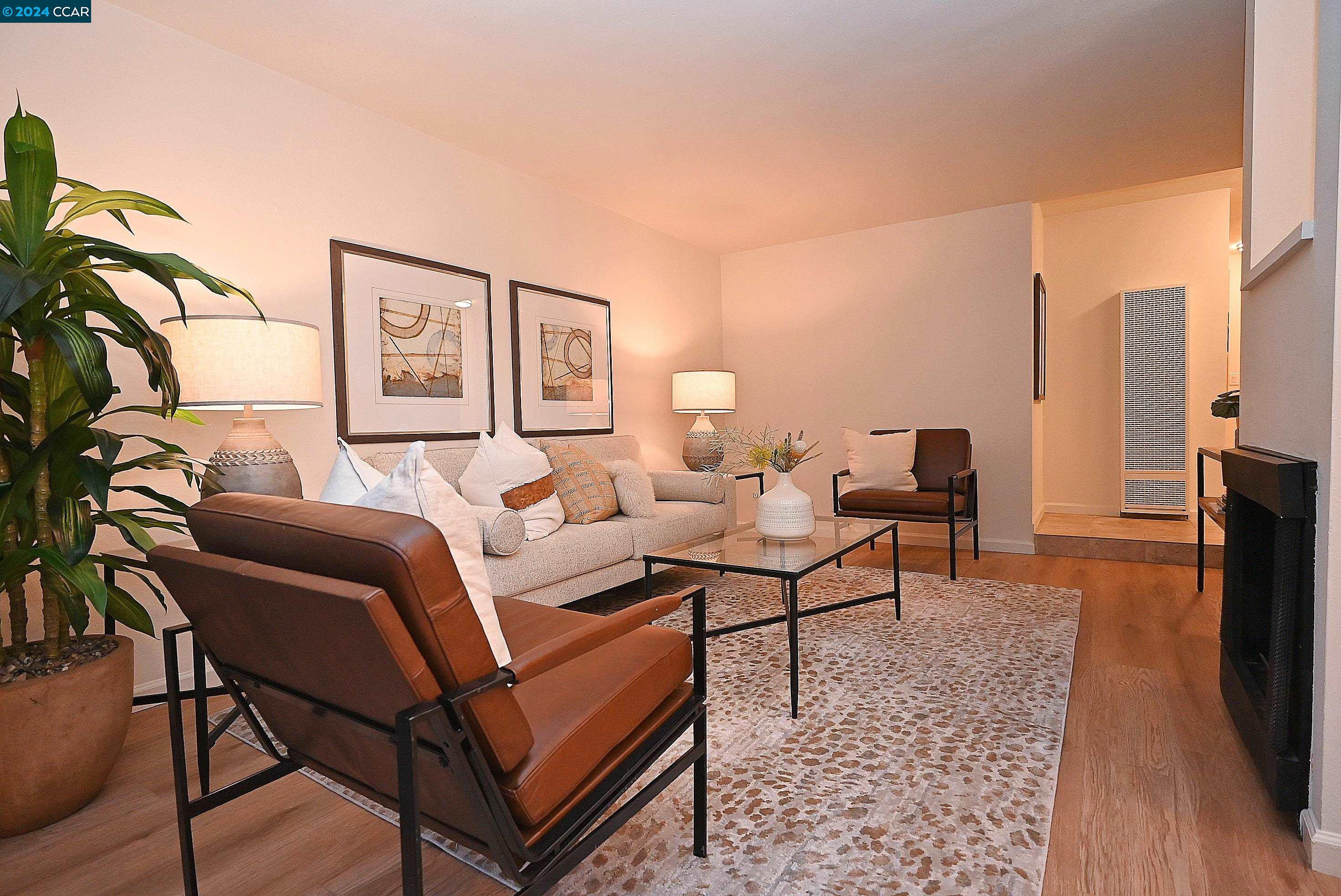 Photo #3: 41079772 Listing 