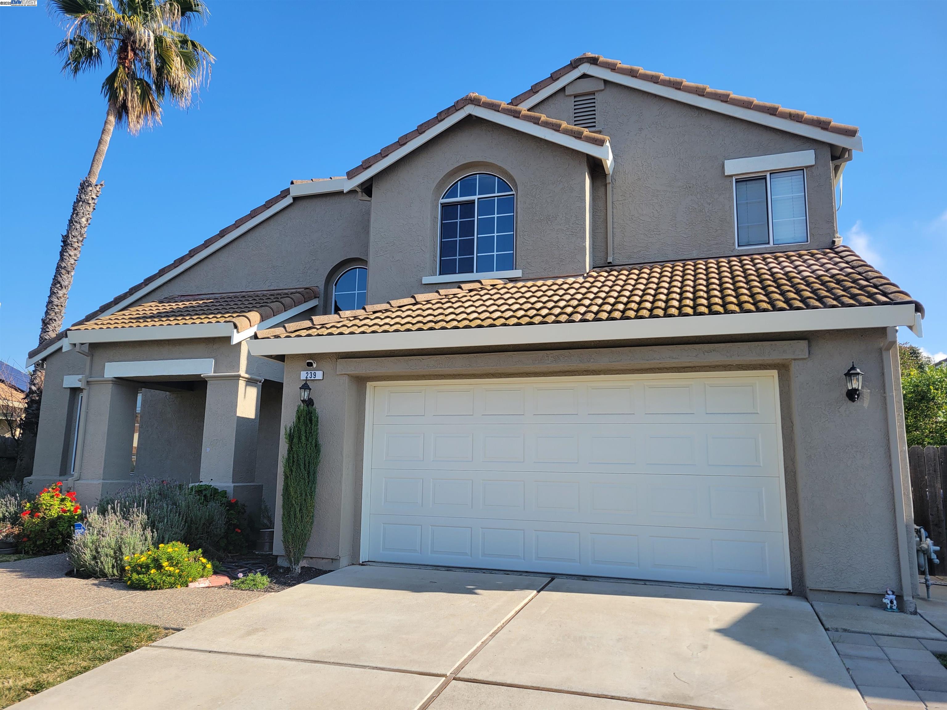 Detail Gallery Image 1 of 1 For 239 Pebble Beach Loop, Pittsburg,  CA 94565 - 4 Beds | 2/1 Baths