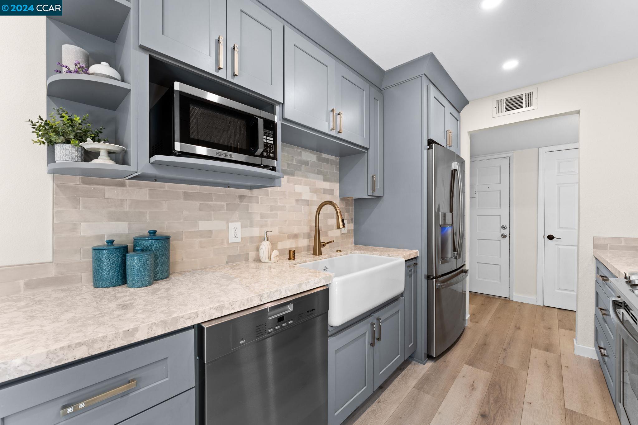 Photo #6: 41079809 Listing 