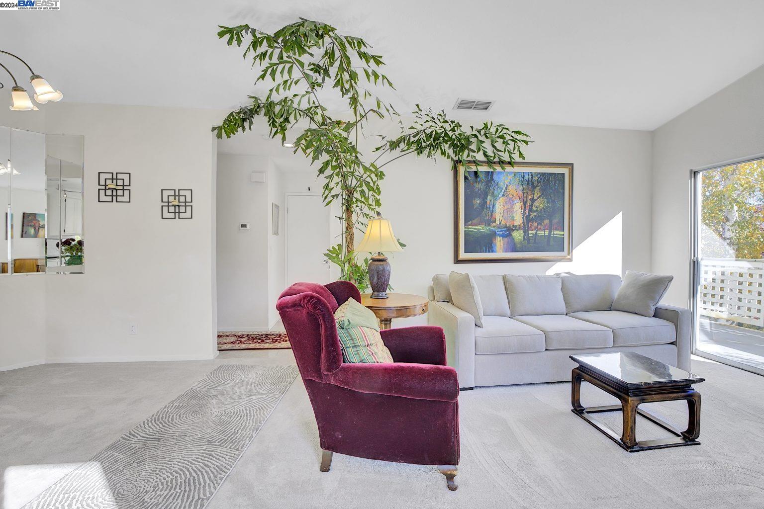 More Details about MLS # 41079859 : 260 NAPOLI COURT