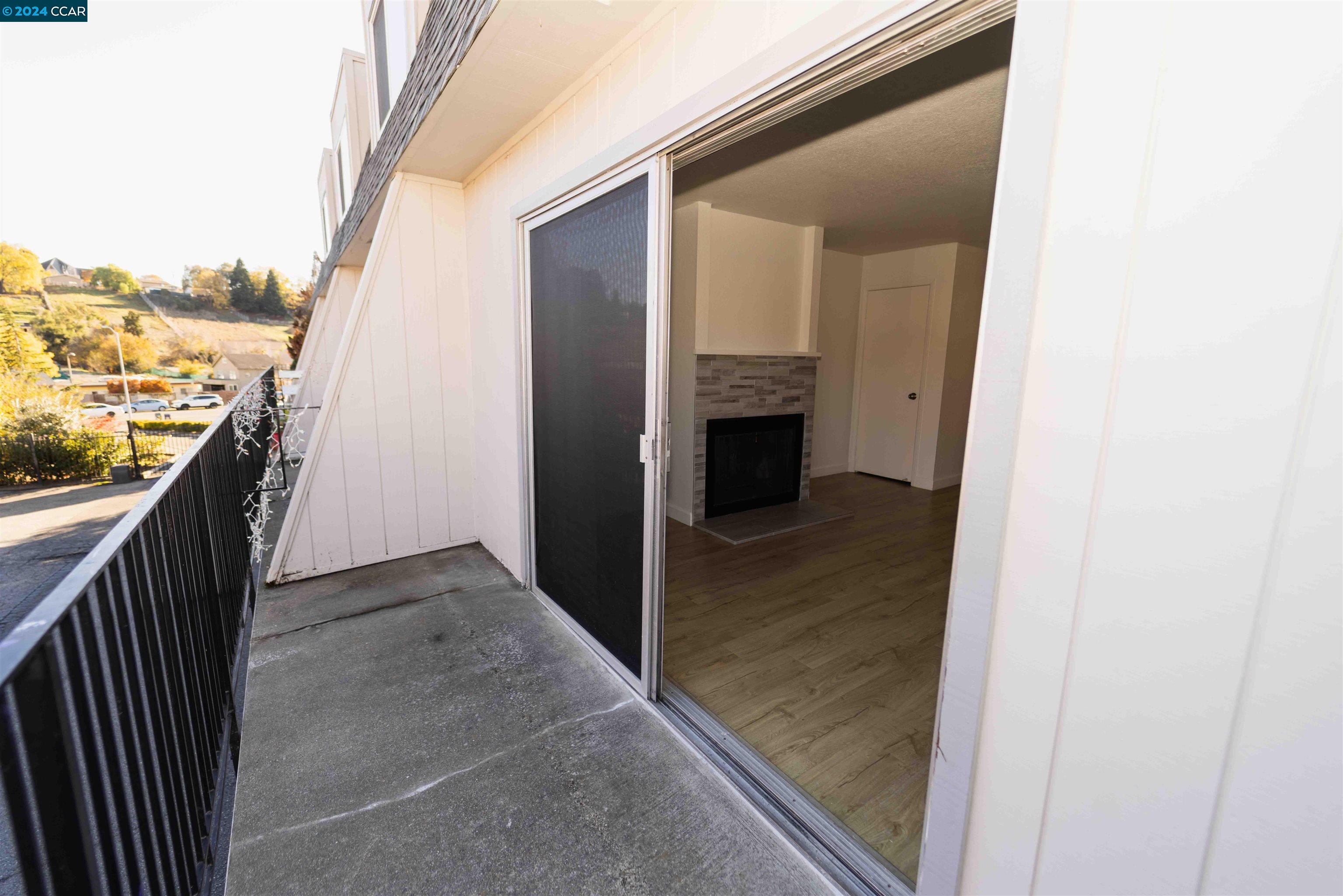 Detail Gallery Image 10 of 28 For 4811 Appian #1/4,  El Sobrante,  CA 84803 - 2 Beds | 1/1 Baths