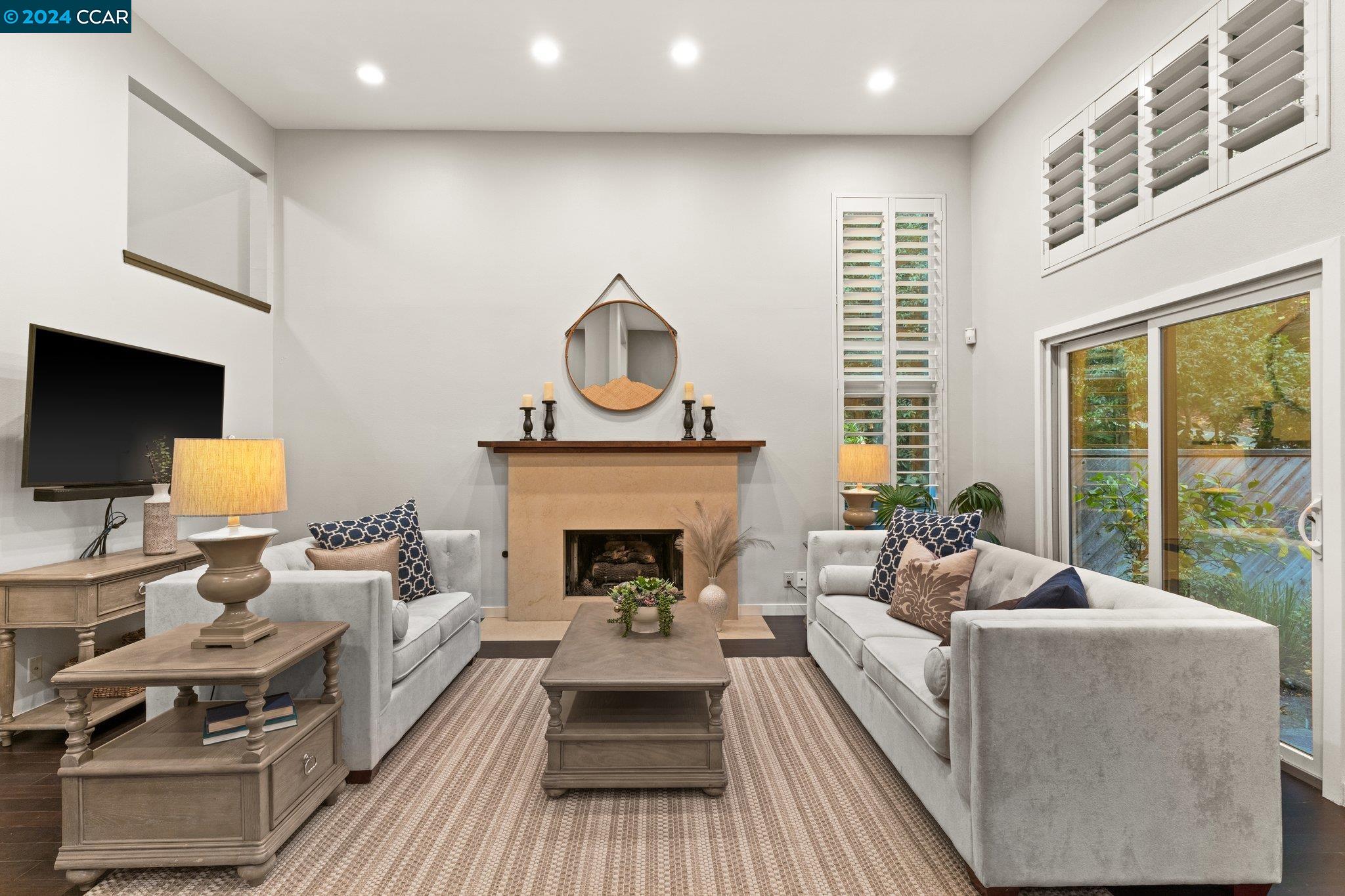 Photo #2: 41079869 Listing 