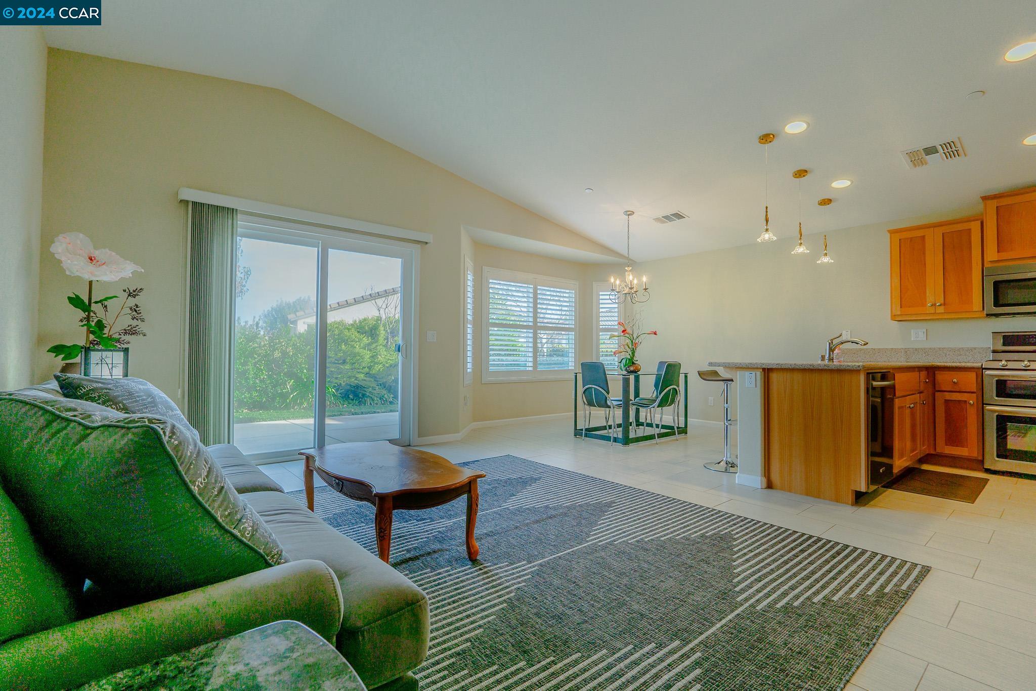 Detail Gallery Image 1 of 1 For 402 Birch Ridge Dr, Rio Vista,  CA 94571 - 2 Beds | 2 Baths