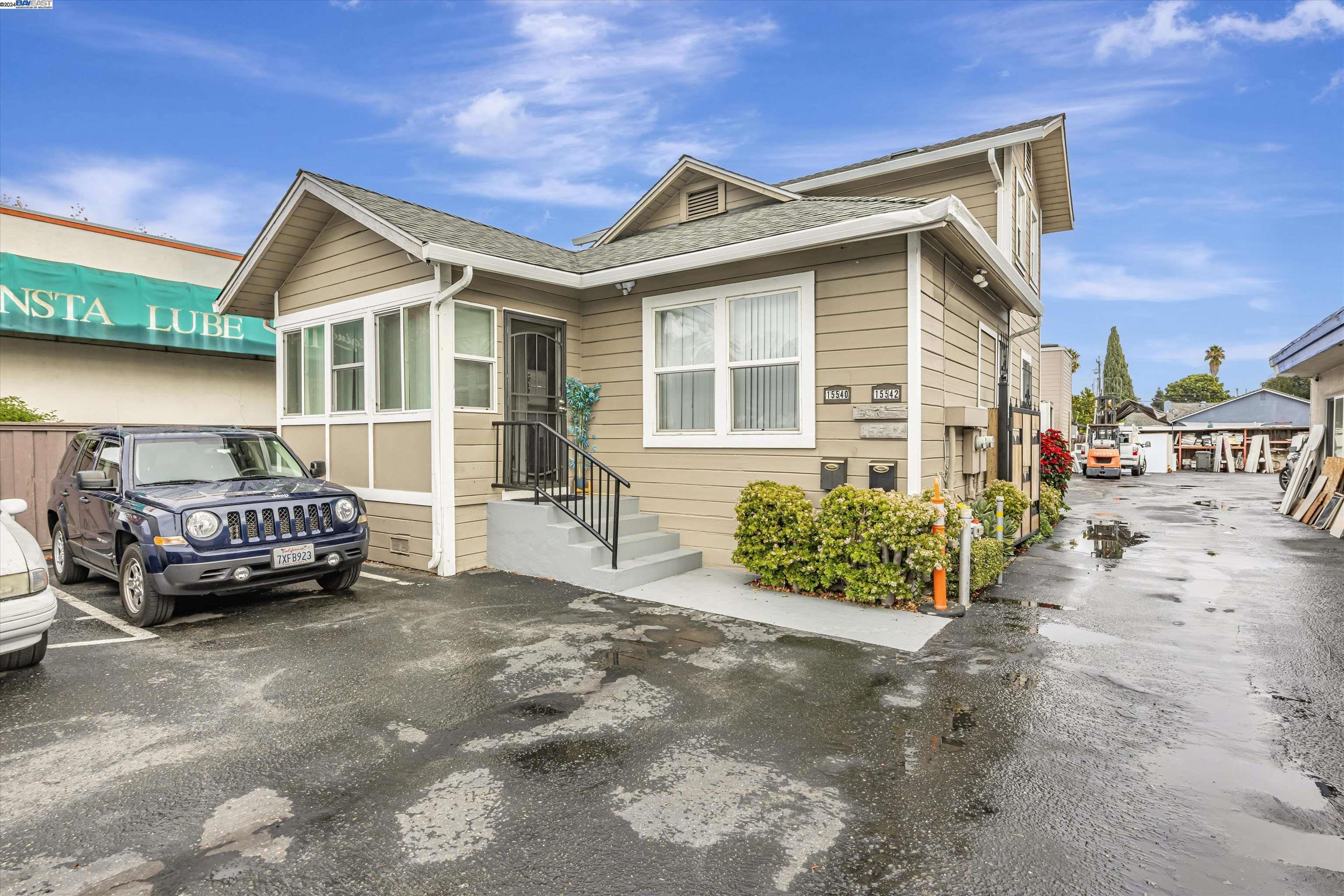 Detail Gallery Image 1 of 35 For 15540 Hesperian Blvd, San Lorenzo,  CA 94580 - – Beds | – Baths