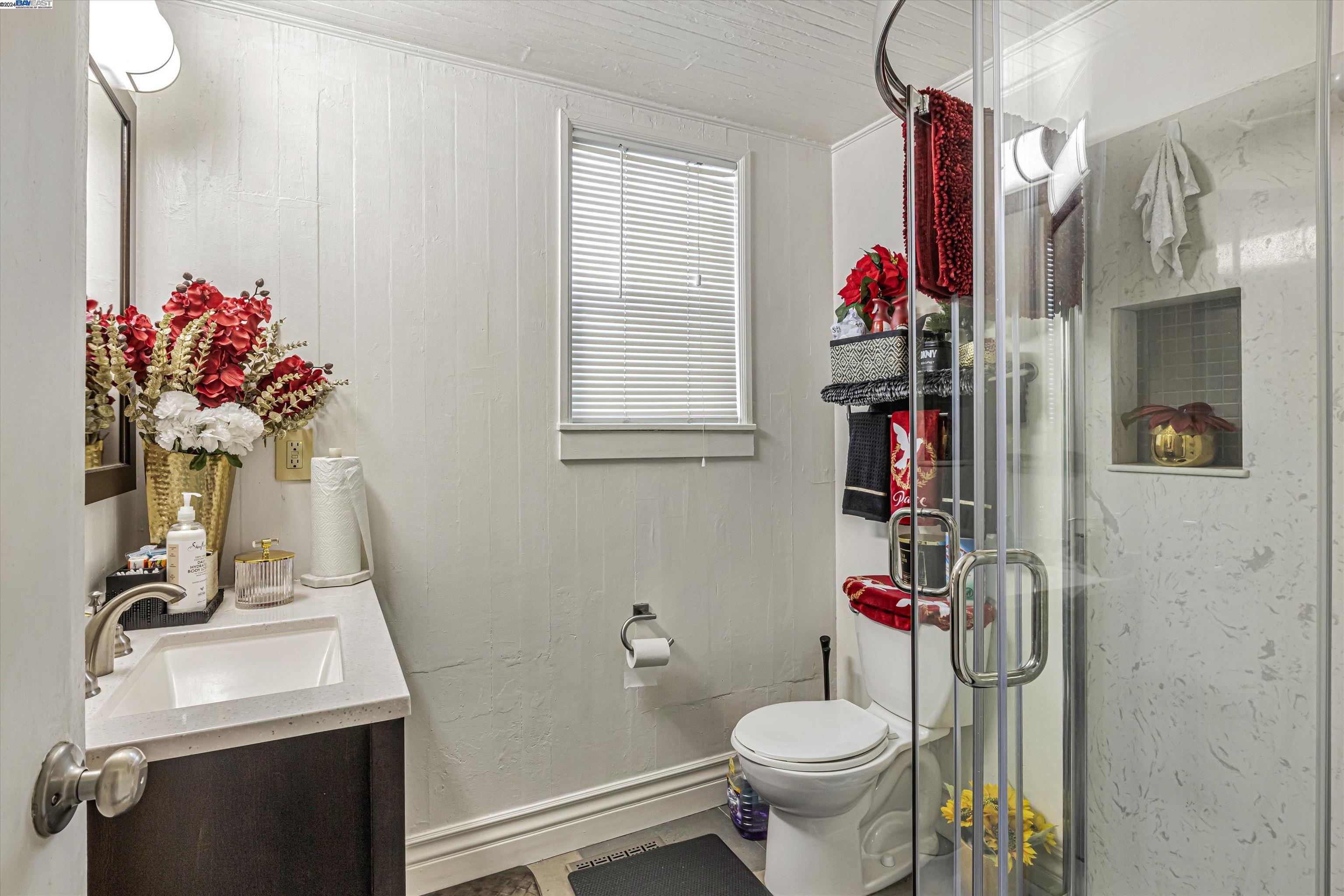 Detail Gallery Image 21 of 35 For 15540 Hesperian Blvd, San Lorenzo,  CA 94580 - – Beds | – Baths