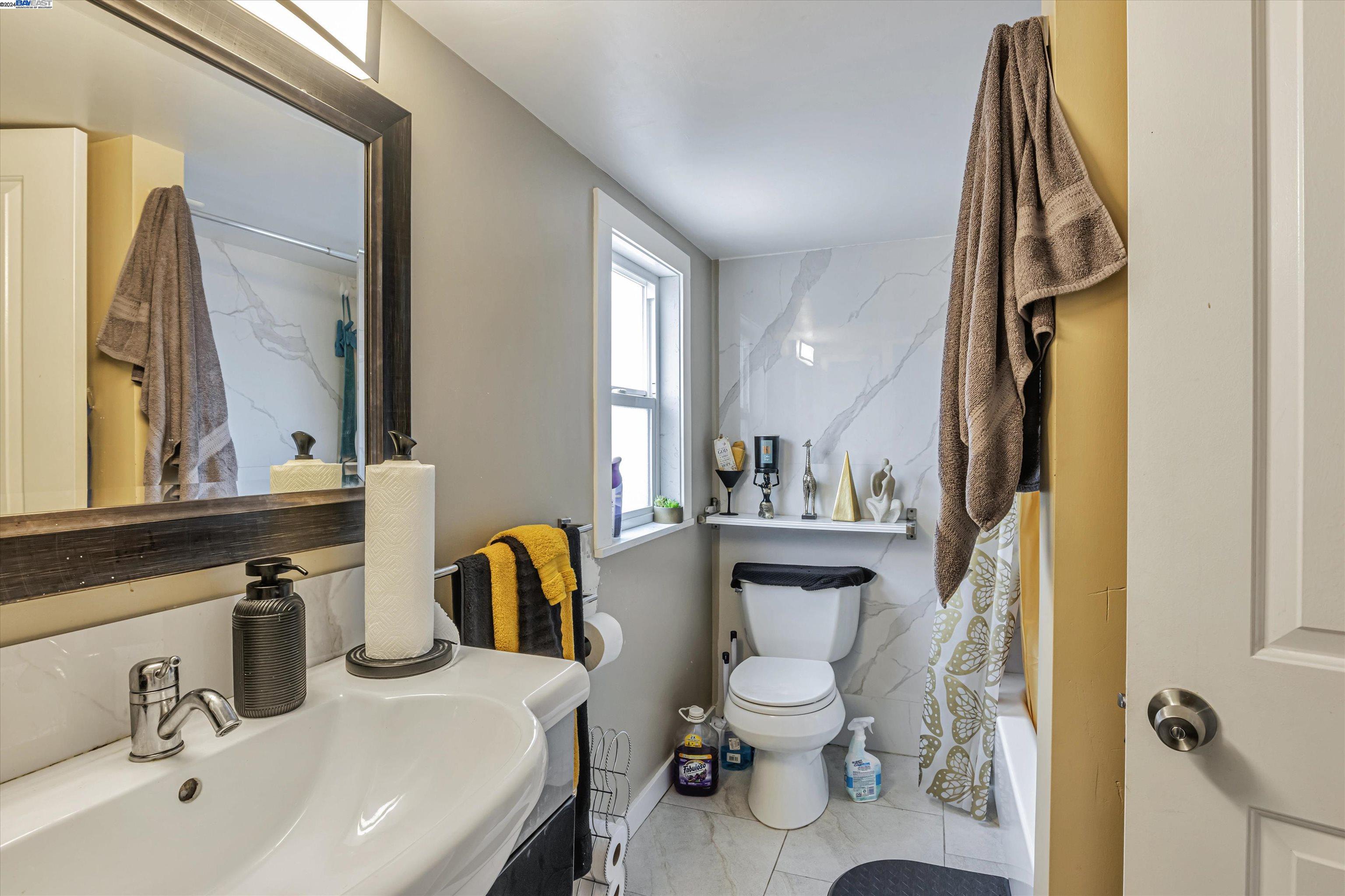 Detail Gallery Image 22 of 35 For 15540 Hesperian Blvd, San Lorenzo,  CA 94580 - – Beds | – Baths