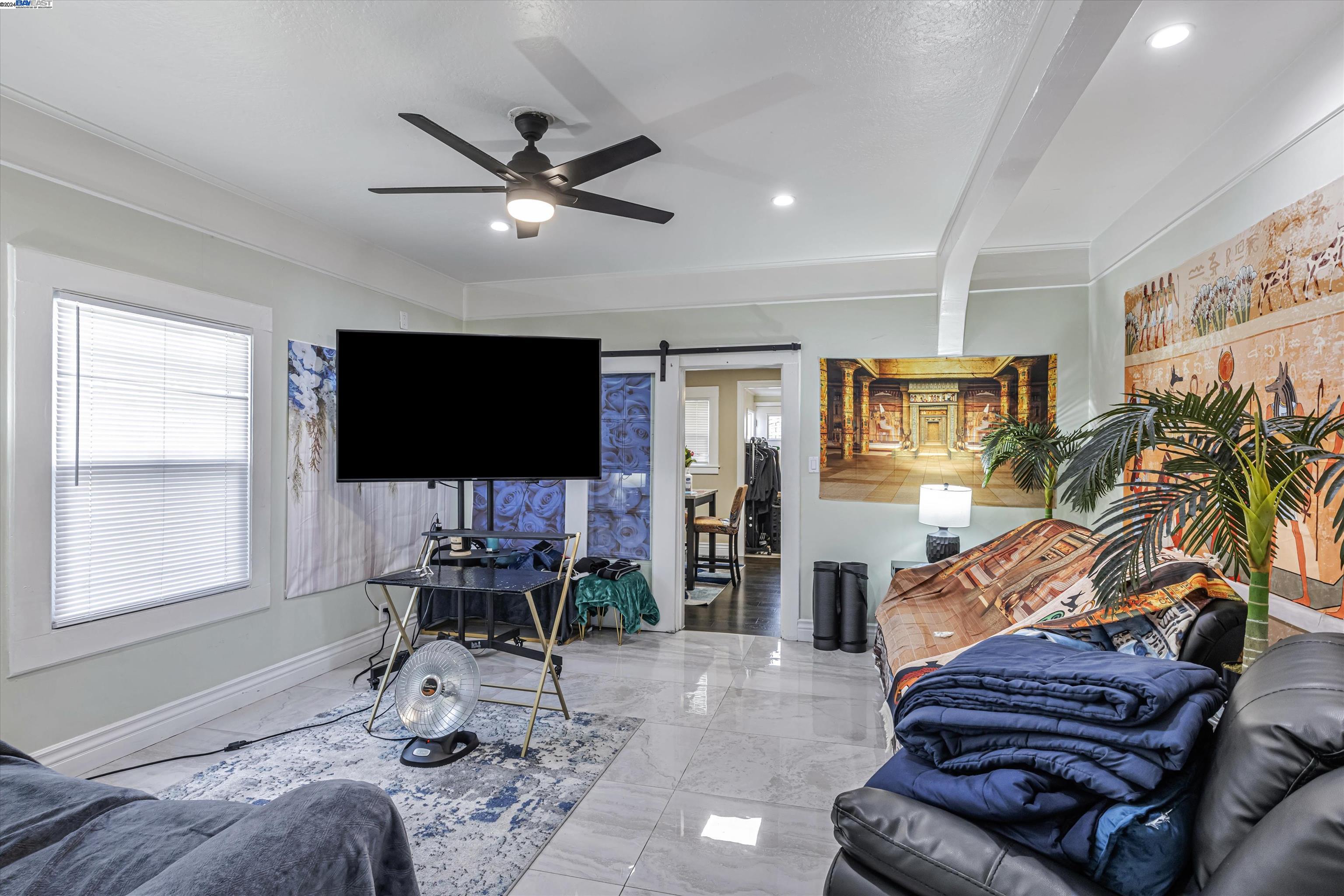 Detail Gallery Image 4 of 35 For 15540 Hesperian Blvd, San Lorenzo,  CA 94580 - – Beds | – Baths