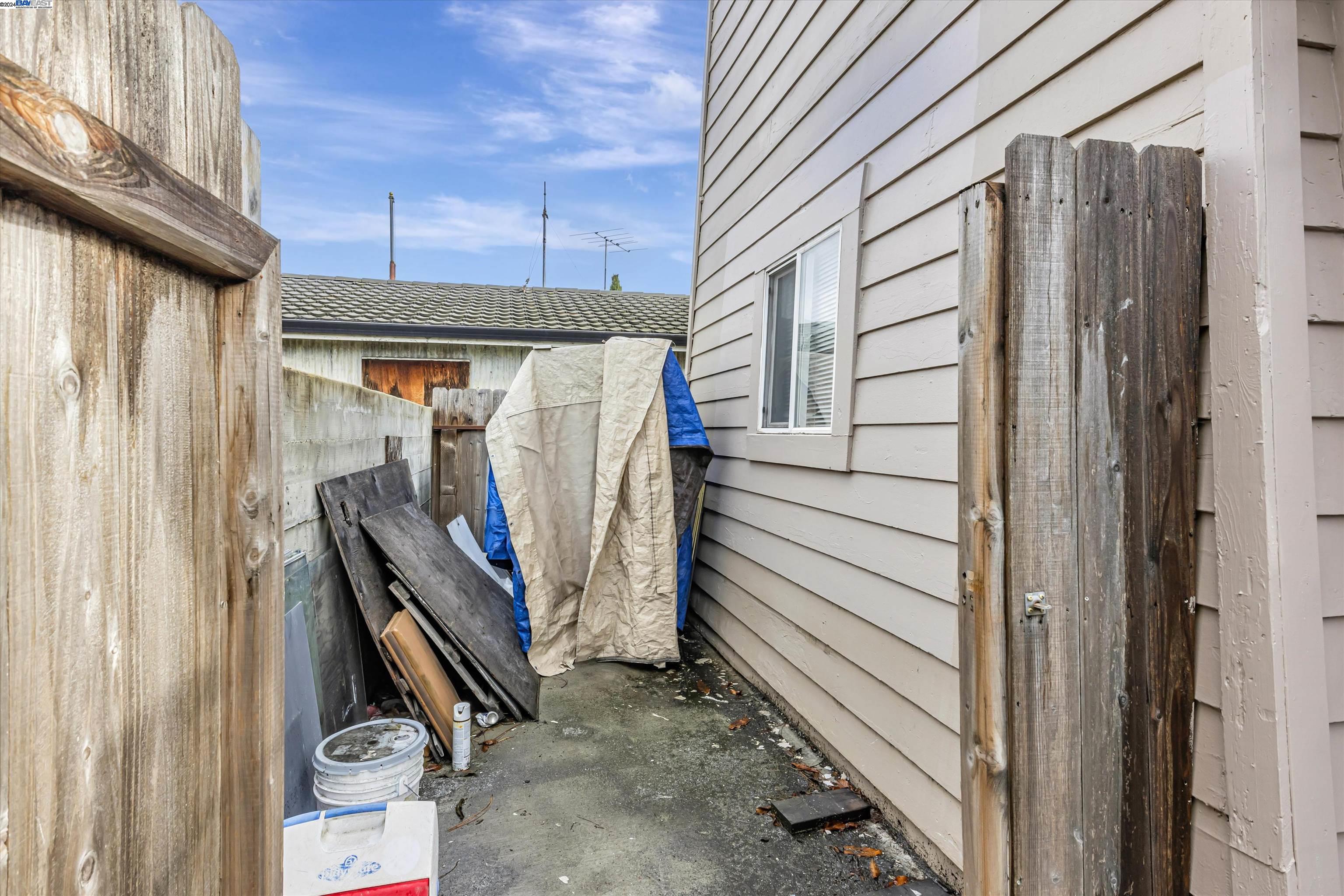 Detail Gallery Image 31 of 35 For 15540 Hesperian Blvd, San Lorenzo,  CA 94580 - – Beds | – Baths