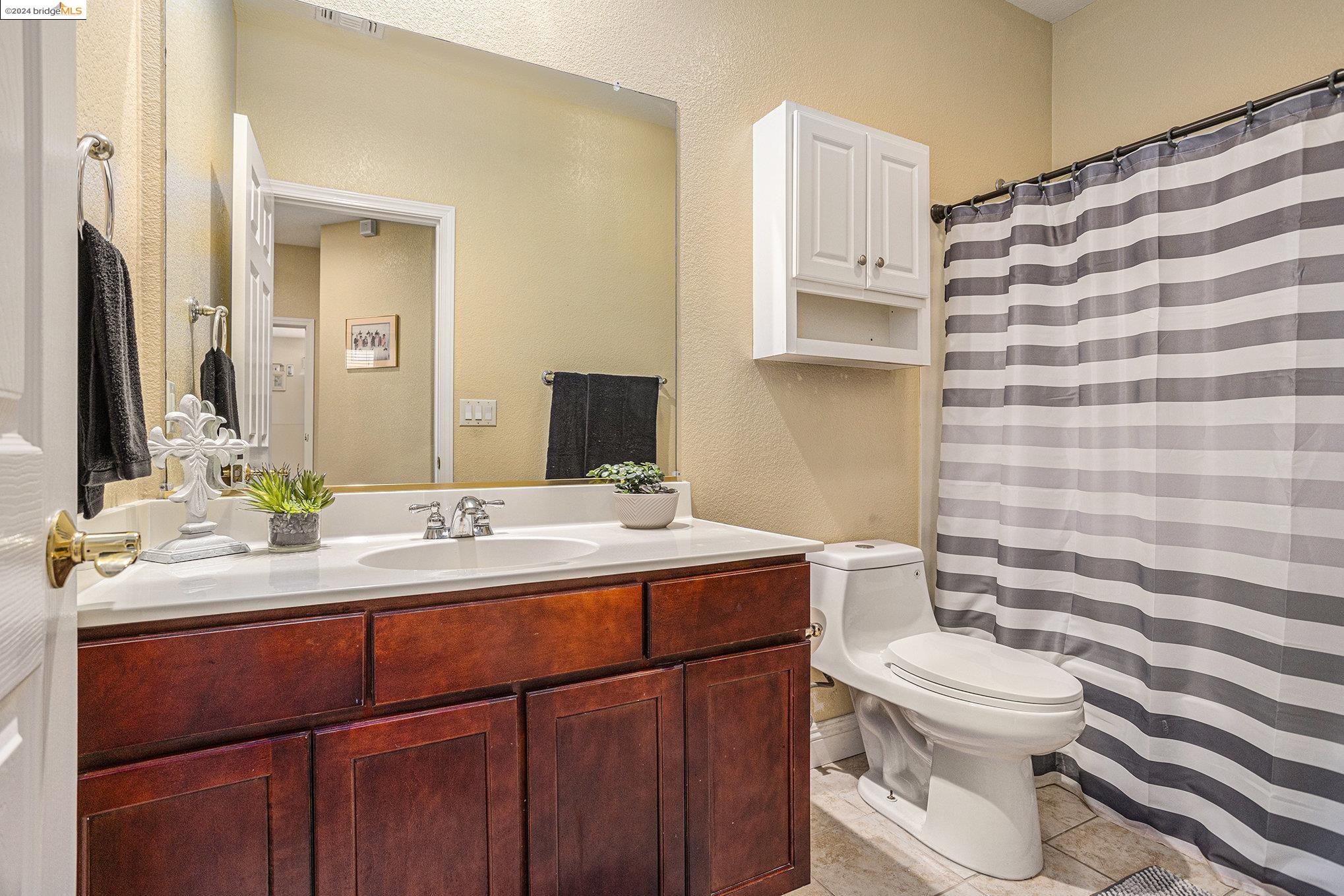 Detail Gallery Image 15 of 37 For 515 Lassen Way, Oakley,  CA 94561-00 - 3 Beds | 2 Baths