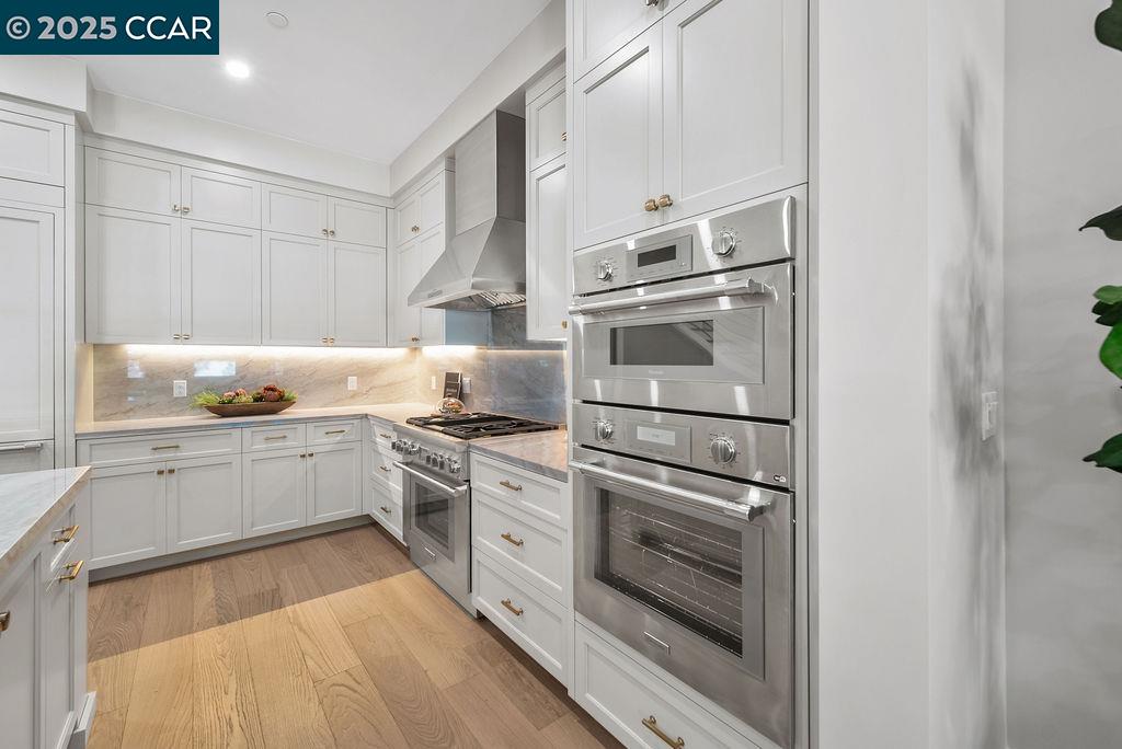 Detail Gallery Image 15 of 32 For 600 Hartz Ave #107,  Danville,  CA 94526 - 2 Beds | 2/1 Baths