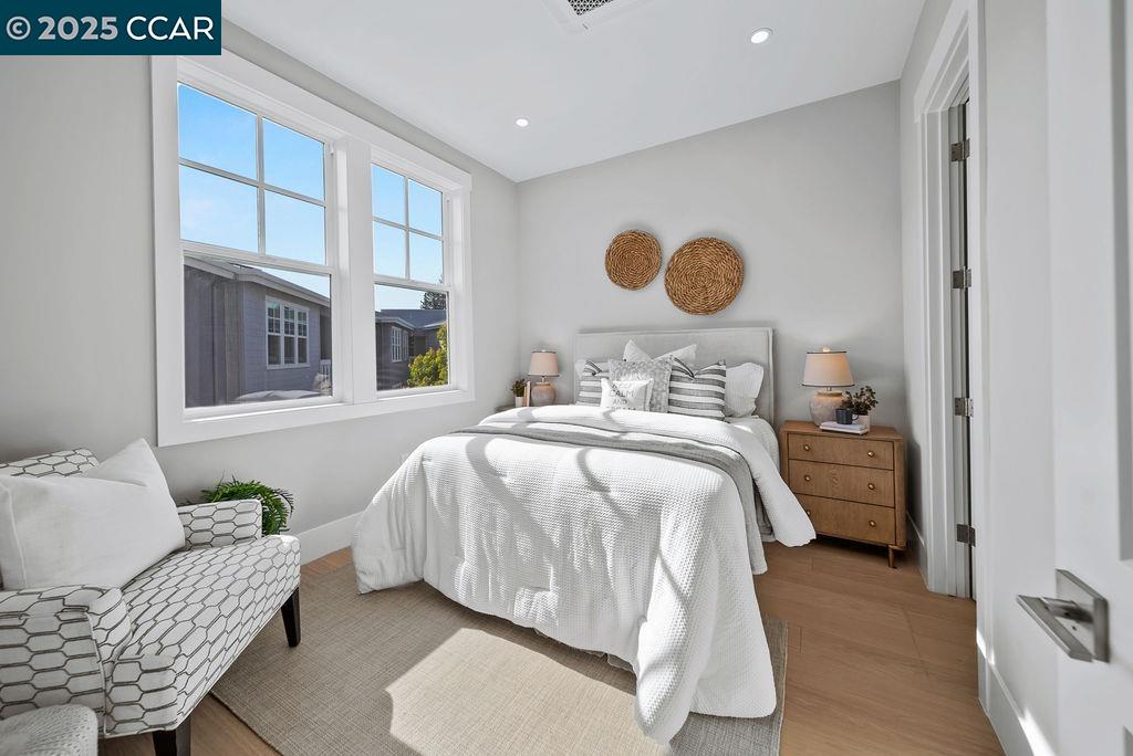 Detail Gallery Image 26 of 32 For 600 Hartz Ave #107,  Danville,  CA 94526 - 2 Beds | 2/1 Baths