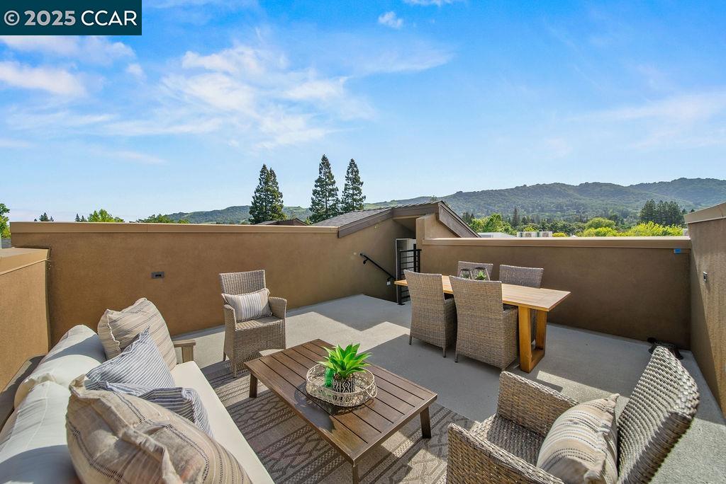 Detail Gallery Image 31 of 32 For 600 Hartz Ave #107,  Danville,  CA 94526 - 2 Beds | 2/1 Baths