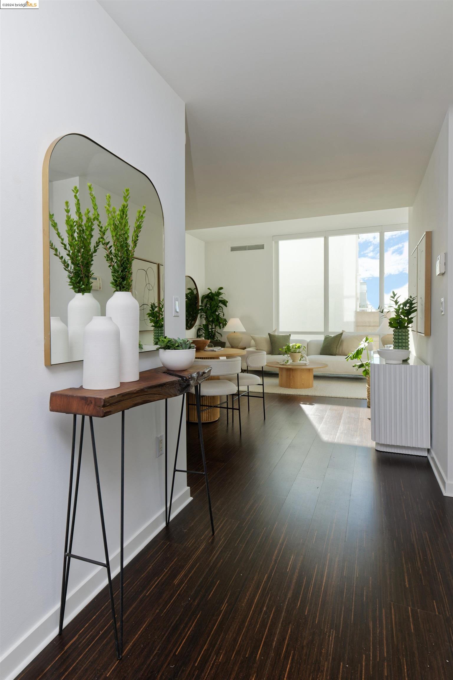 Photo #2: 41080026 Listing 